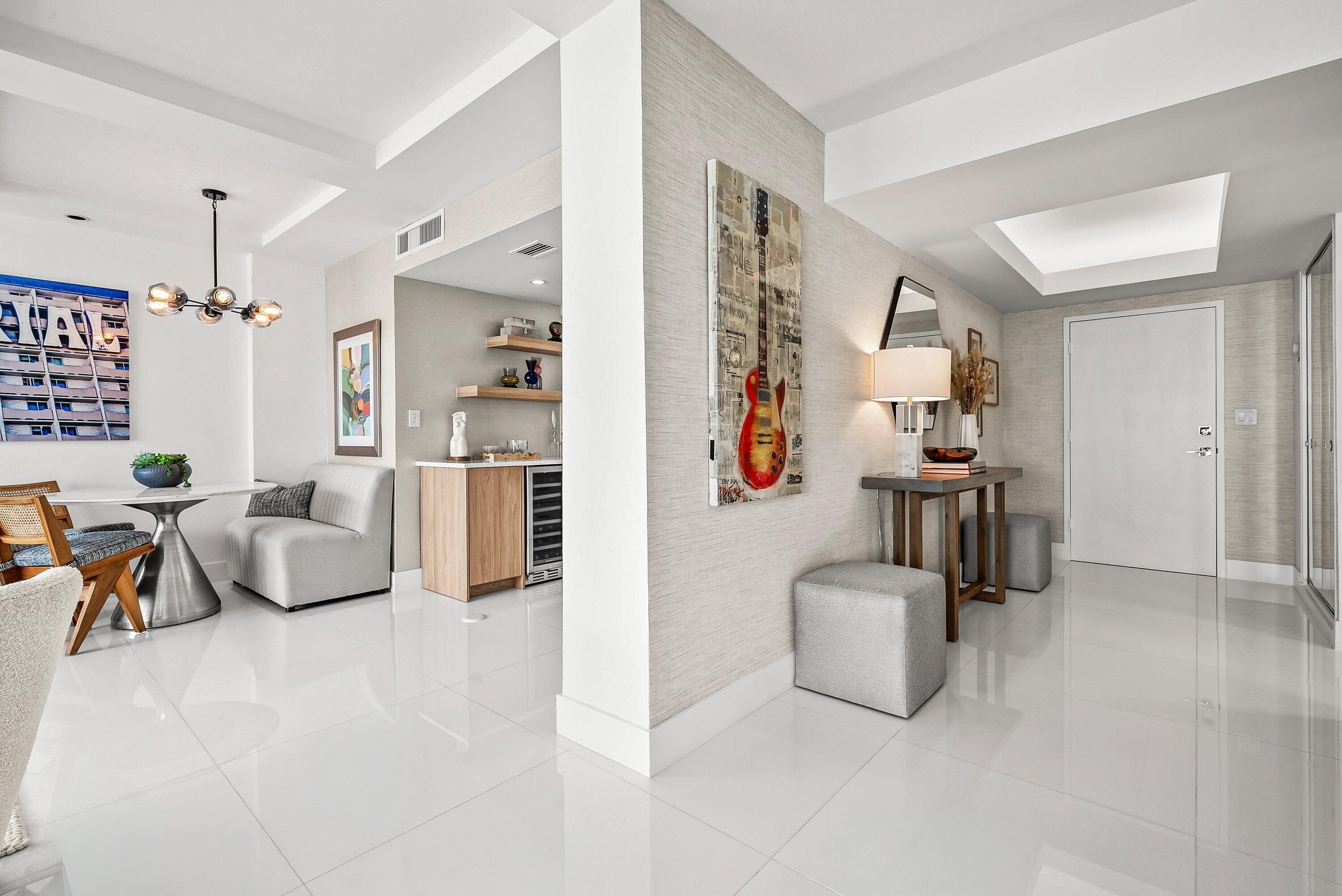 700 S Ocean Boulevard 705