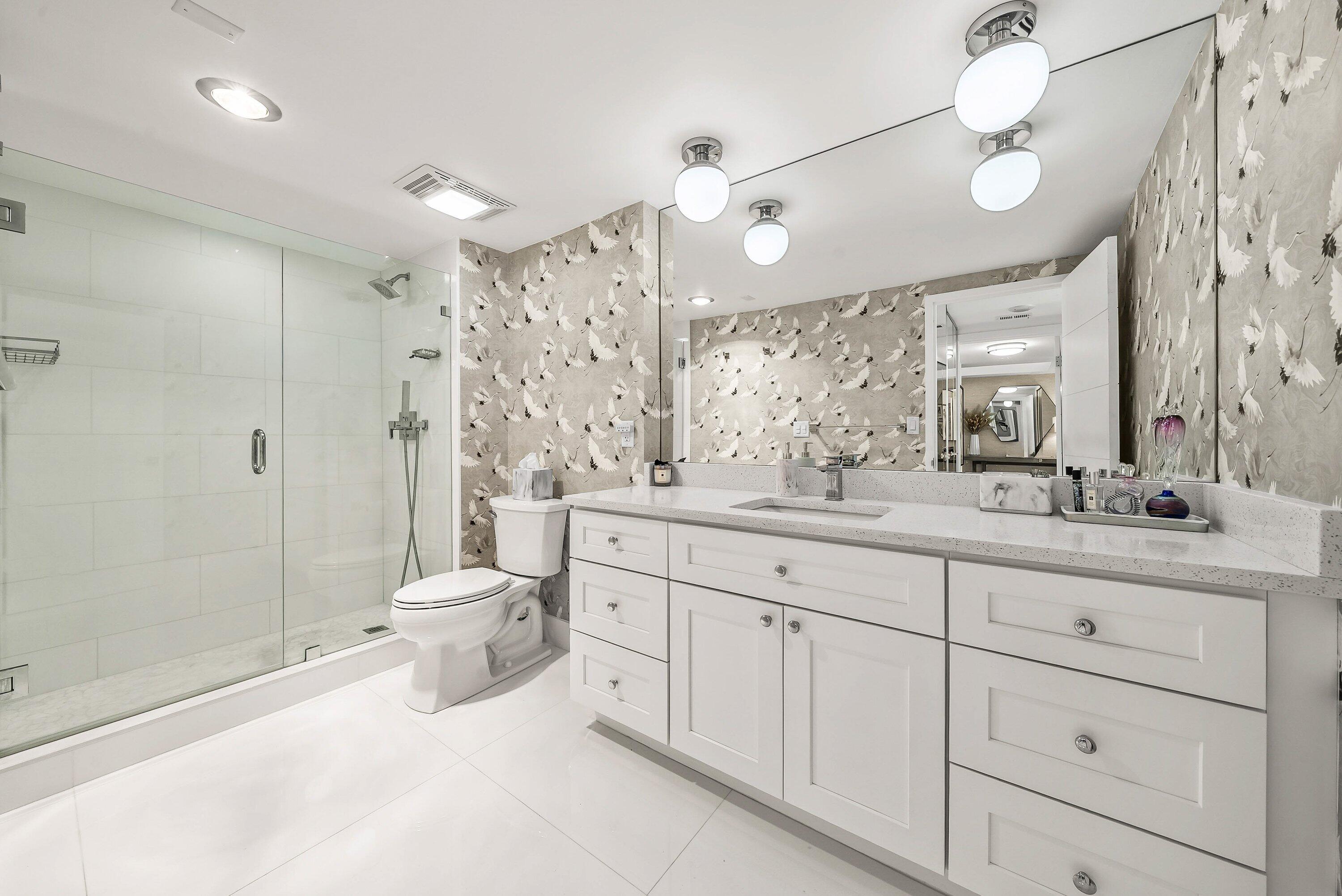 700 S Ocean Boulevard 705