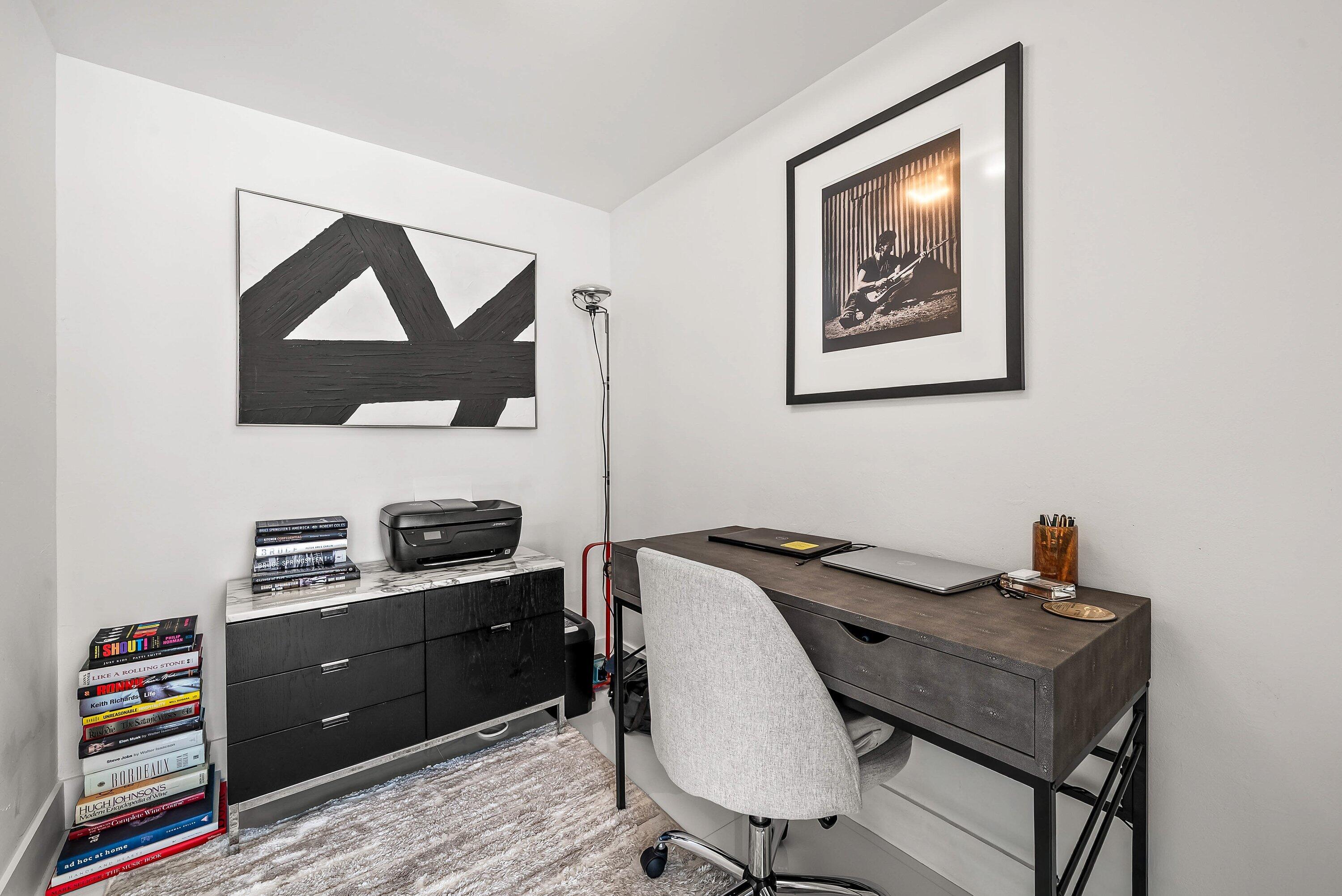 700 S Ocean Boulevard 705