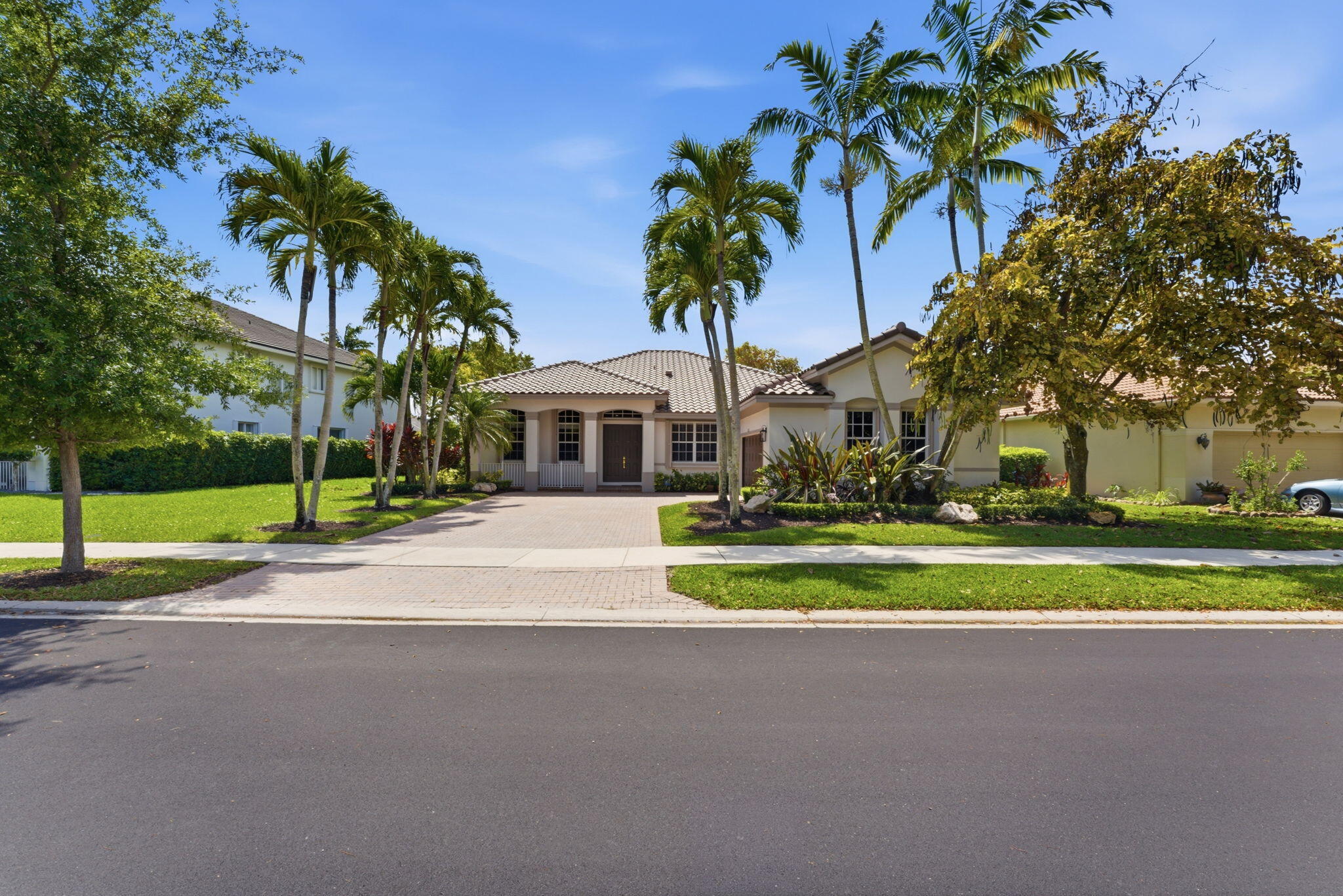 1112 Skylark Drive