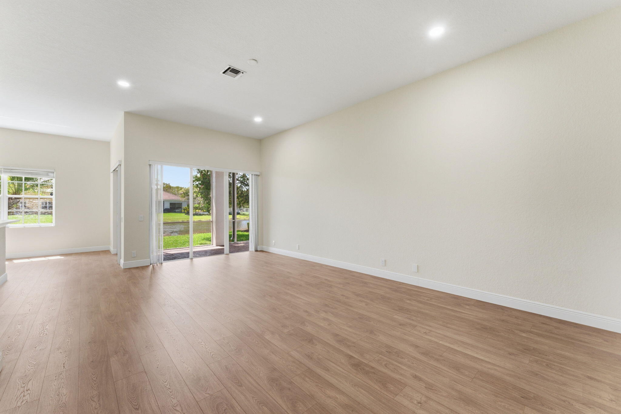 1112 Skylark Drive