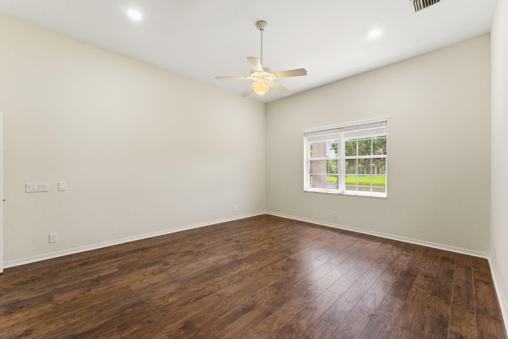 1112 Skylark Drive