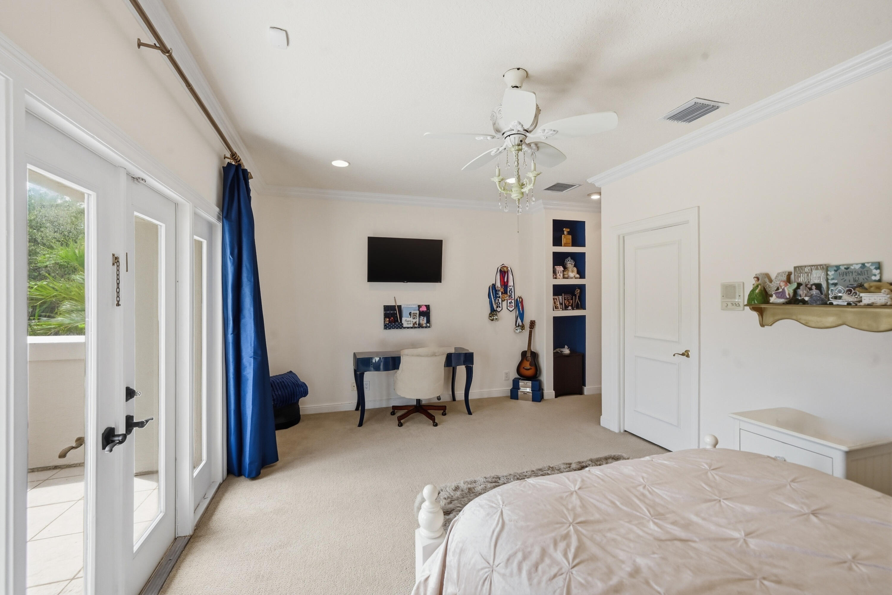 2425 NW 49th Lane