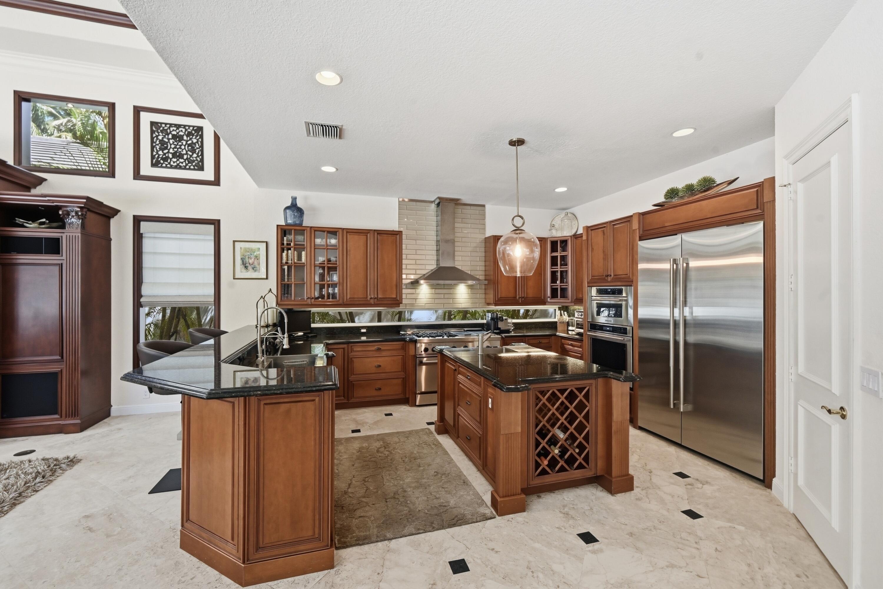 2425 NW 49th Lane