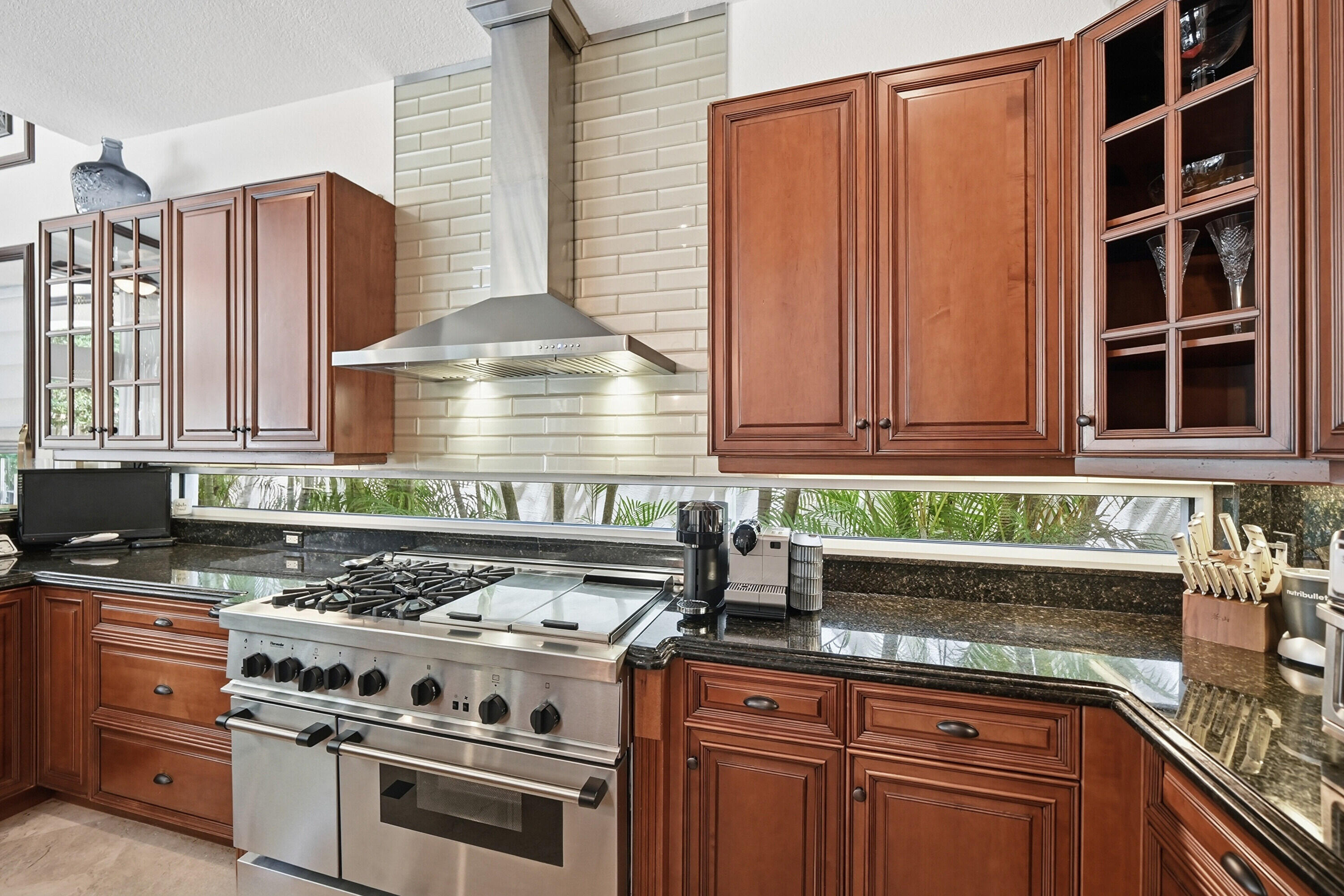 2425 NW 49th Lane