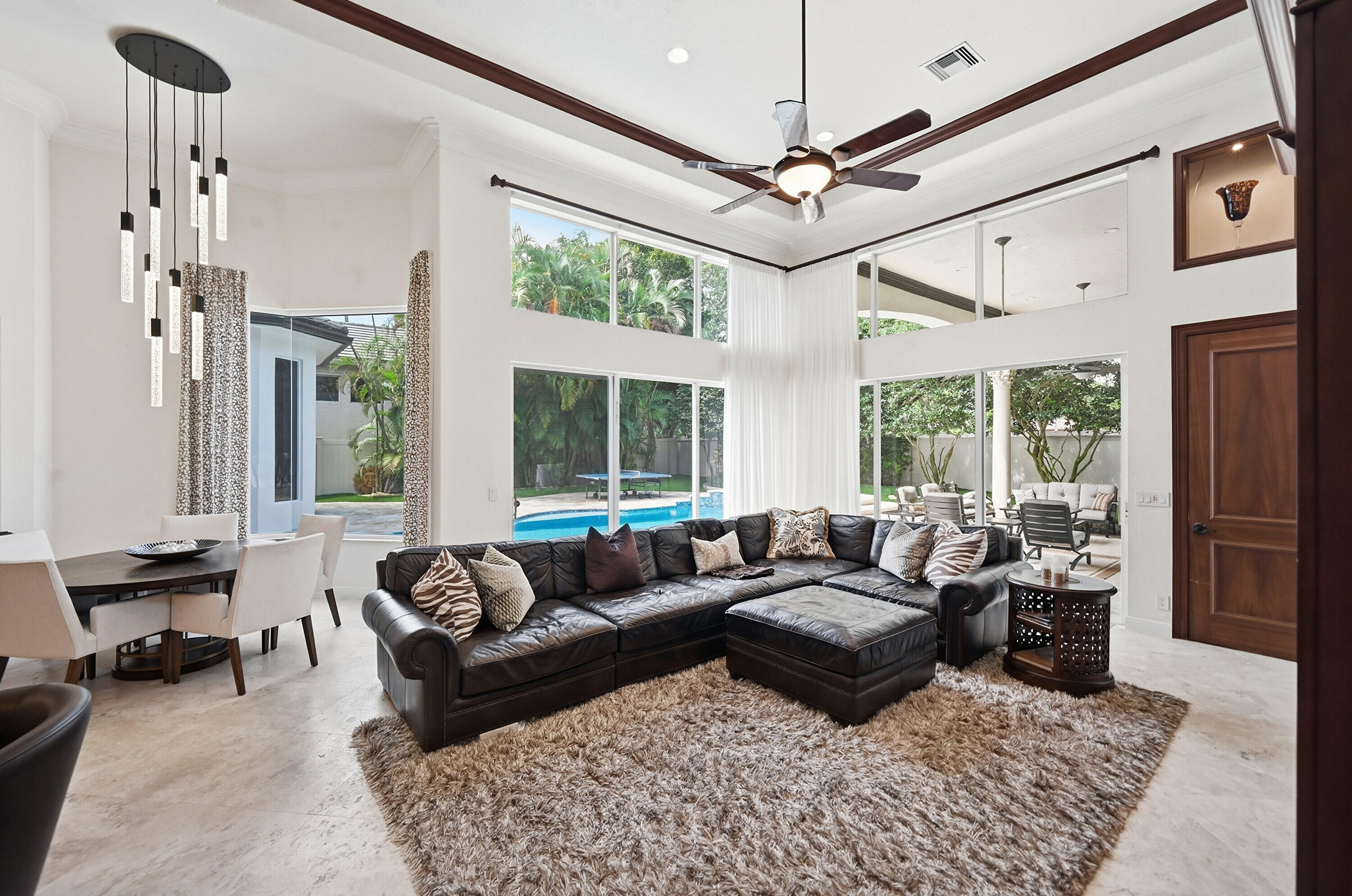 2425 NW 49th Lane