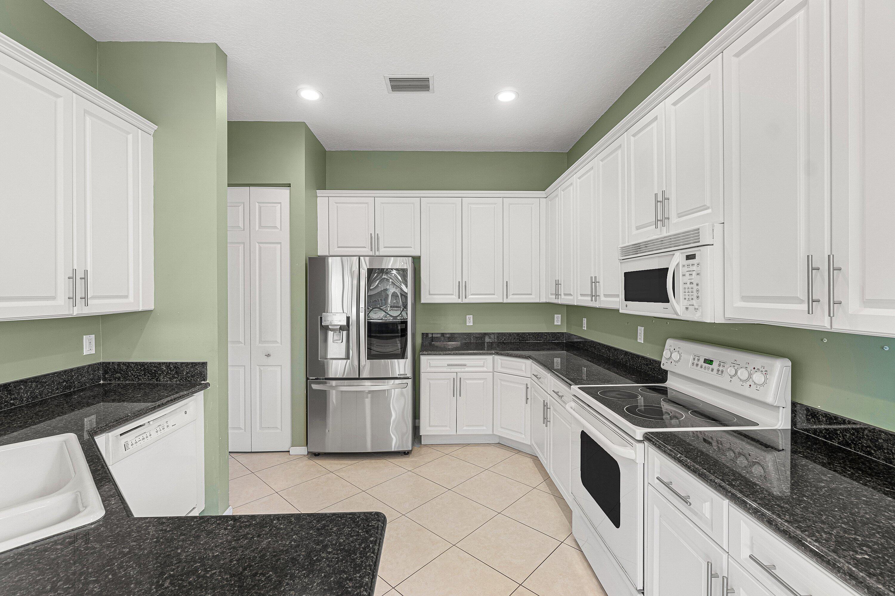 13063 Salinas Point Way