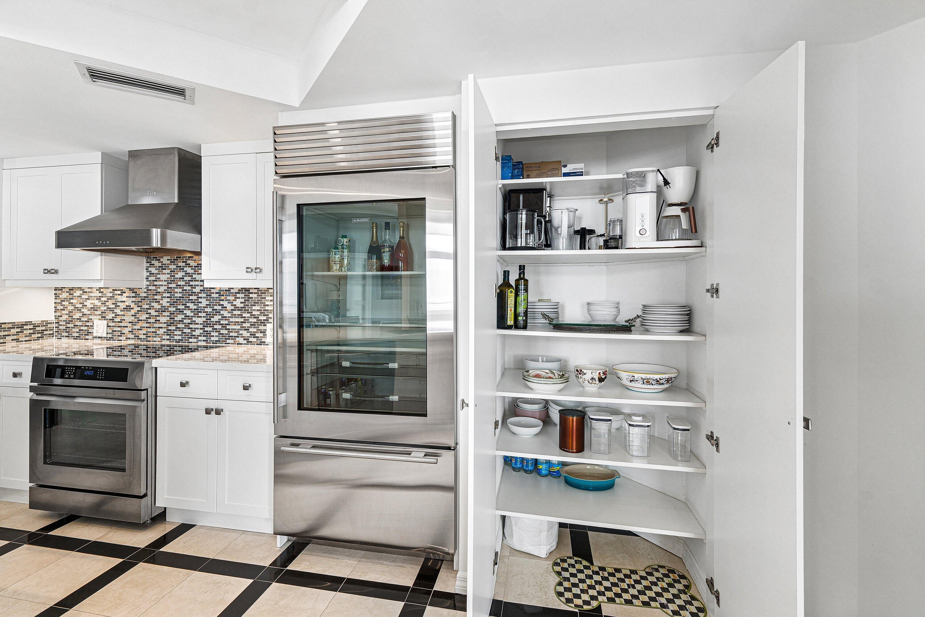 300 SE 5th Avenue Ph 8120