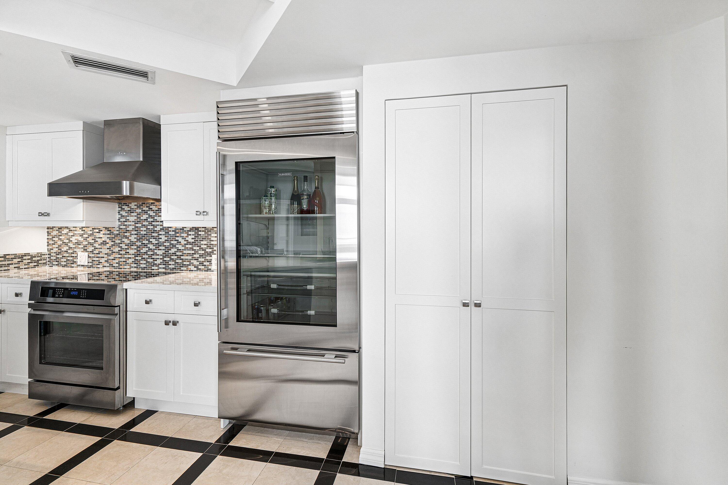 300 SE 5th Avenue Ph 8120