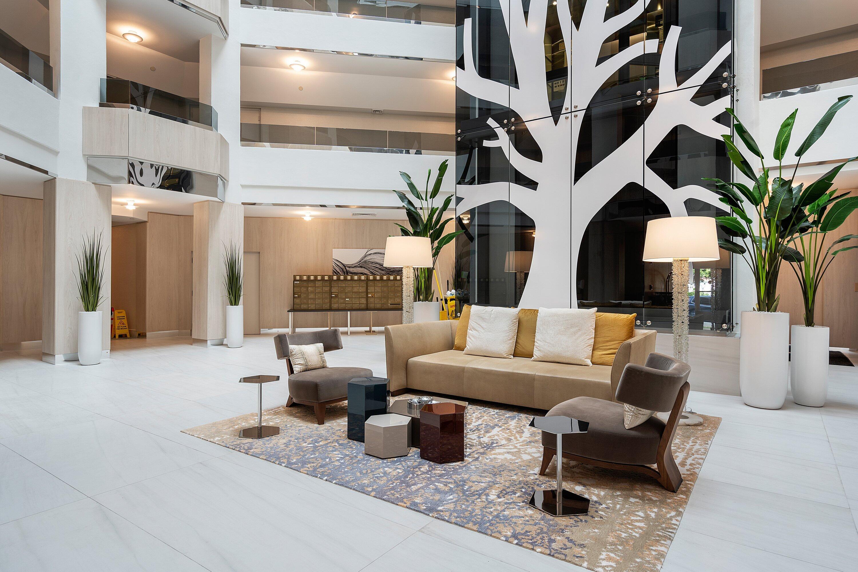 300 SE 5th Avenue Ph 8120