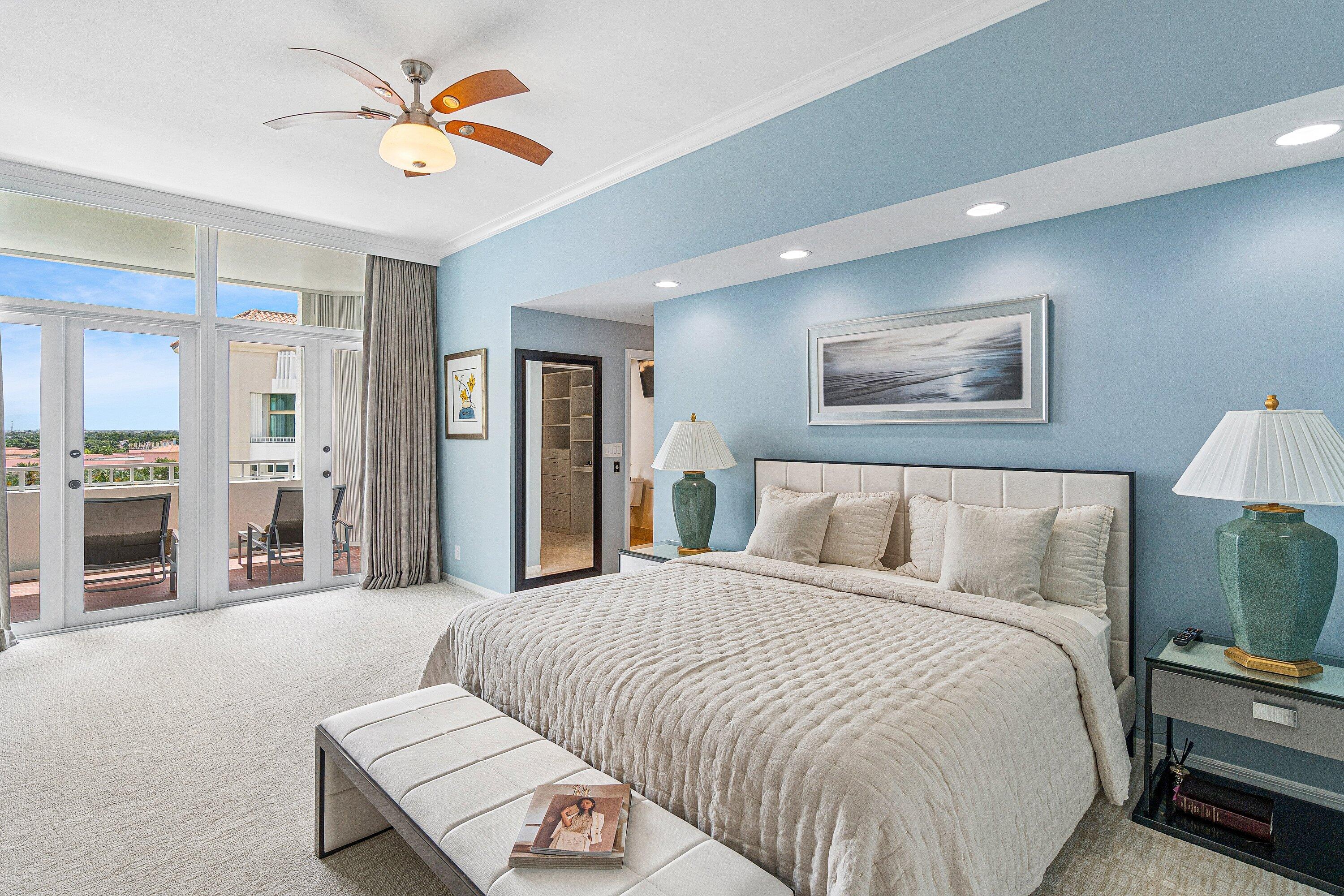 300 SE 5th Avenue Ph 8120