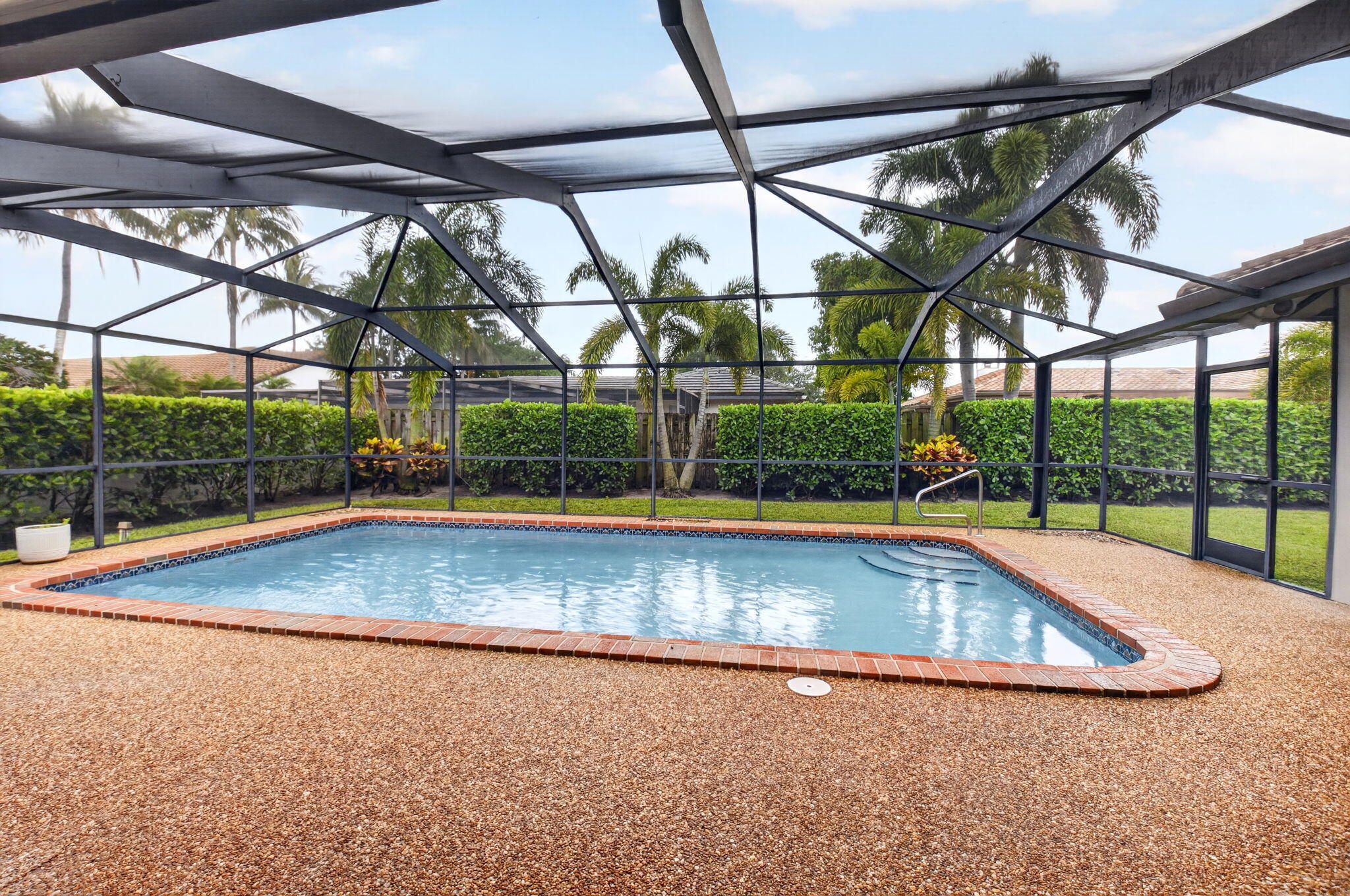 650 SW 16th Street