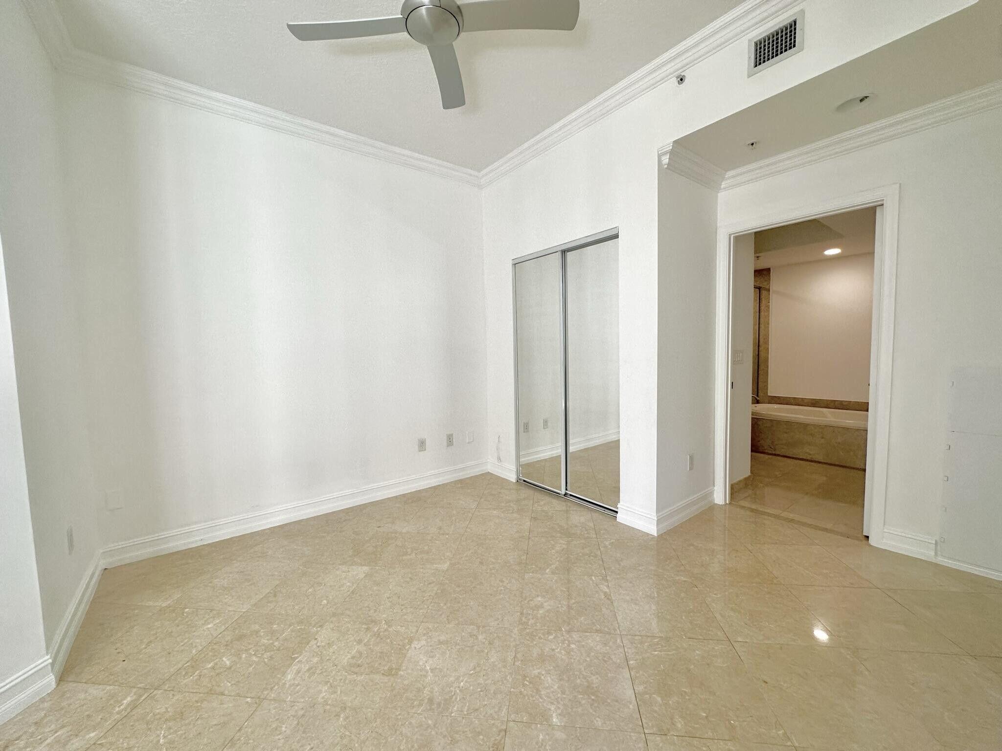 701 S Olive Avenue 1008