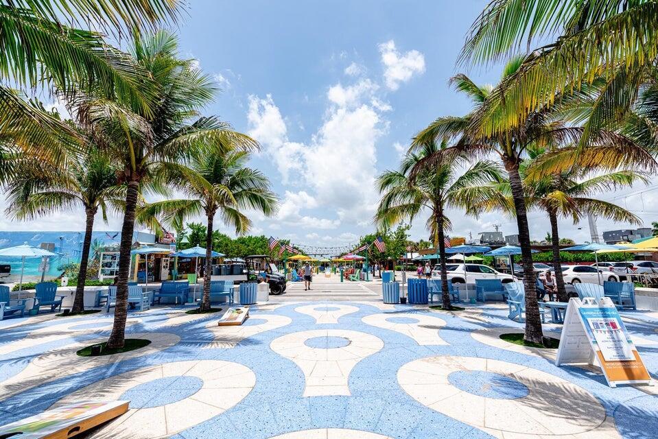 4555 W Tradewinds Avenue, Lauderdale-By-The-Sea