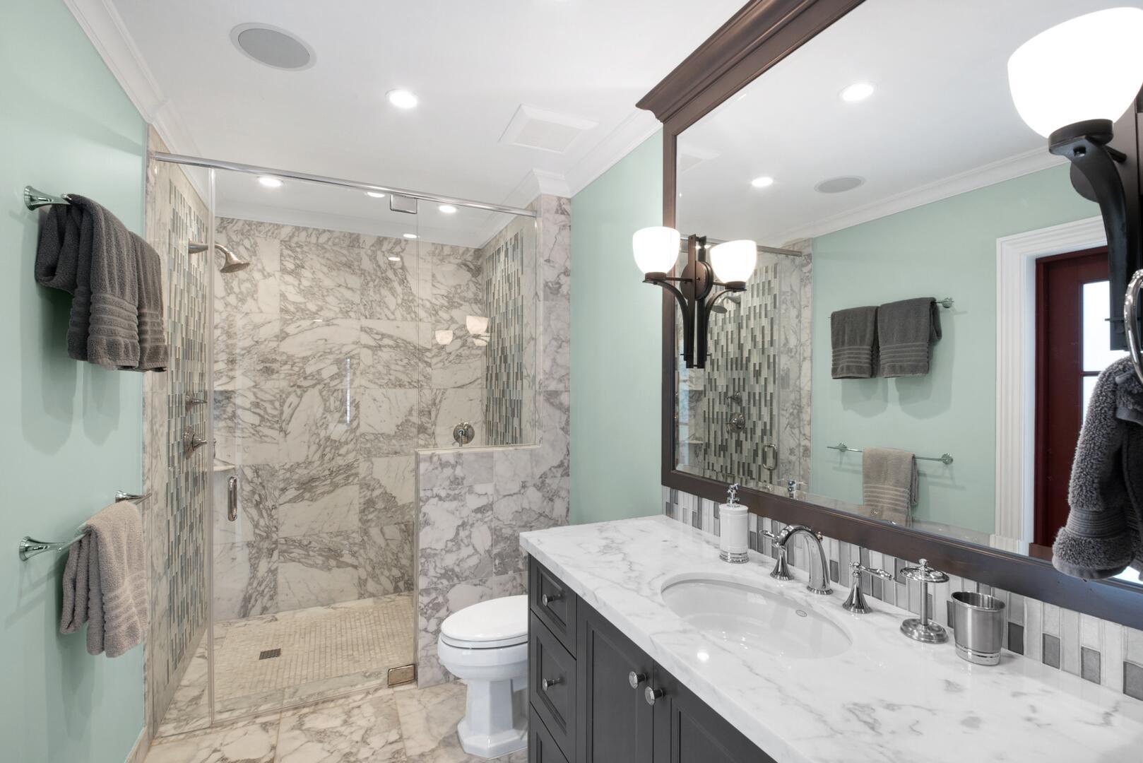 4555 W Tradewinds Avenue, Lauderdale-By-The-Sea