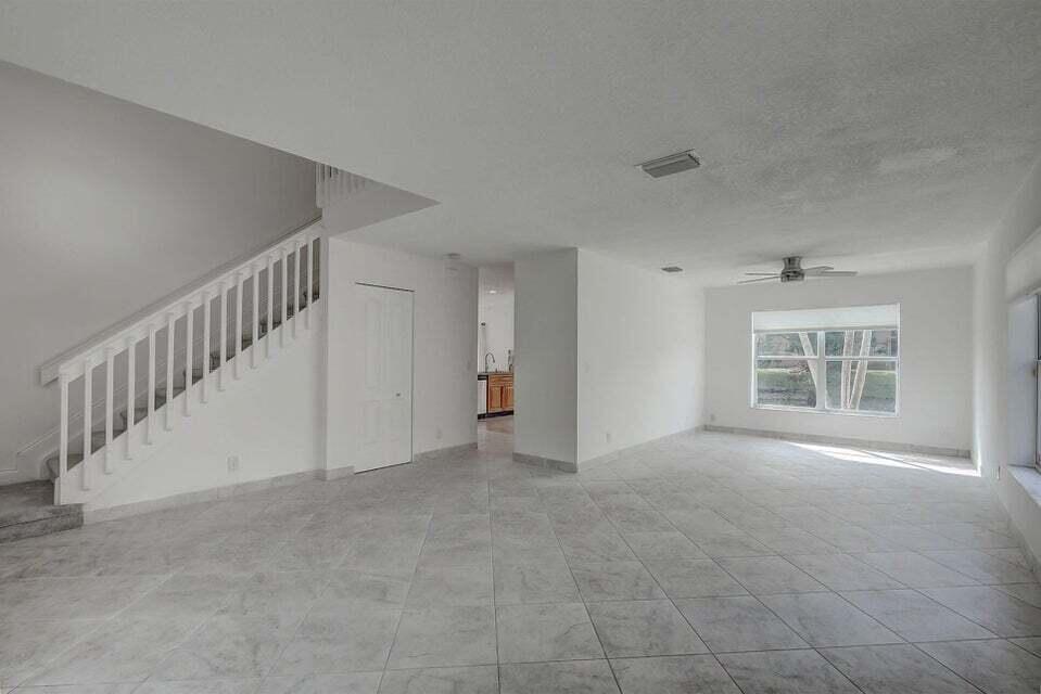 10758 Lake Jasmine Drive