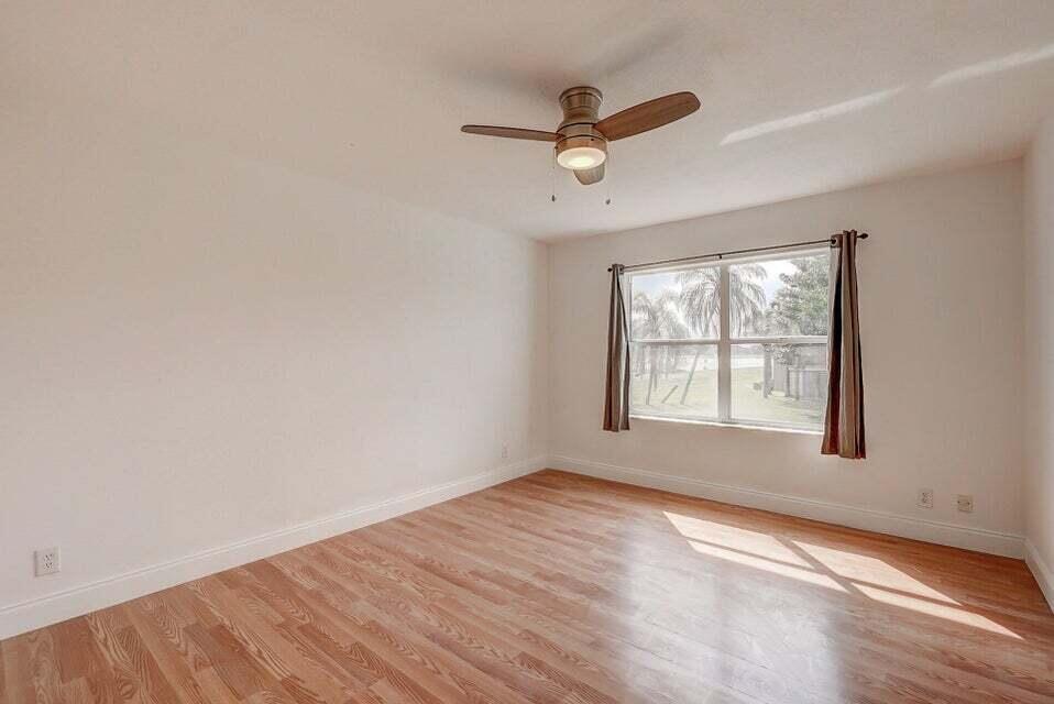 10758 Lake Jasmine Drive