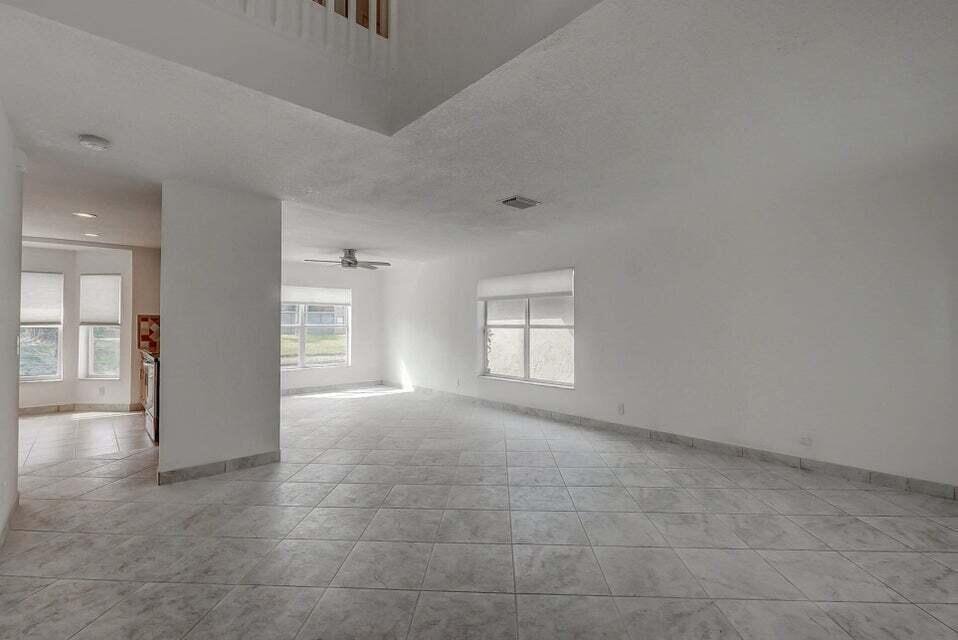 10758 Lake Jasmine Drive
