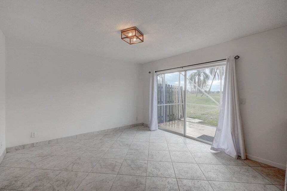 10758 Lake Jasmine Drive