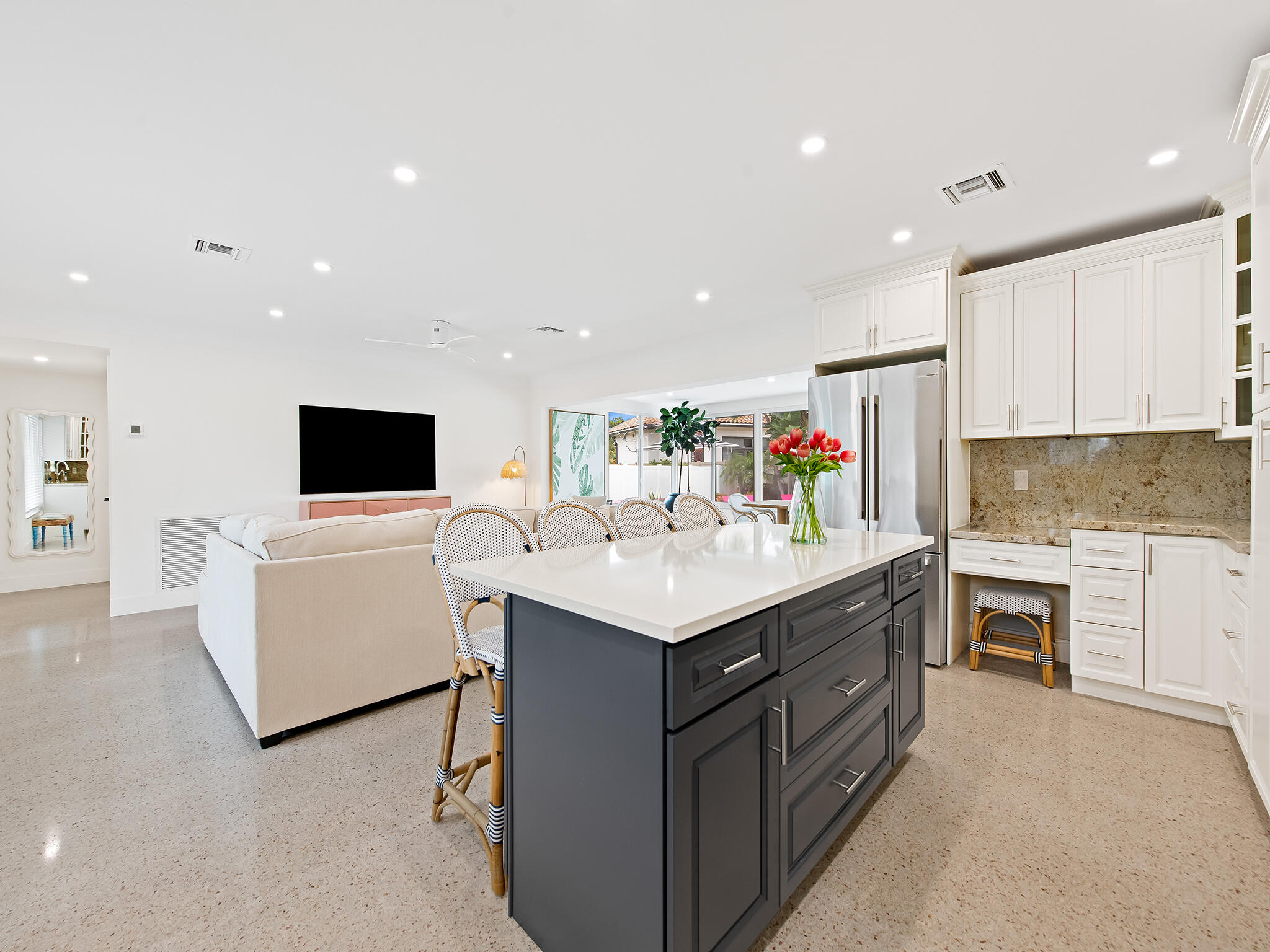 2141 NE 24th Street