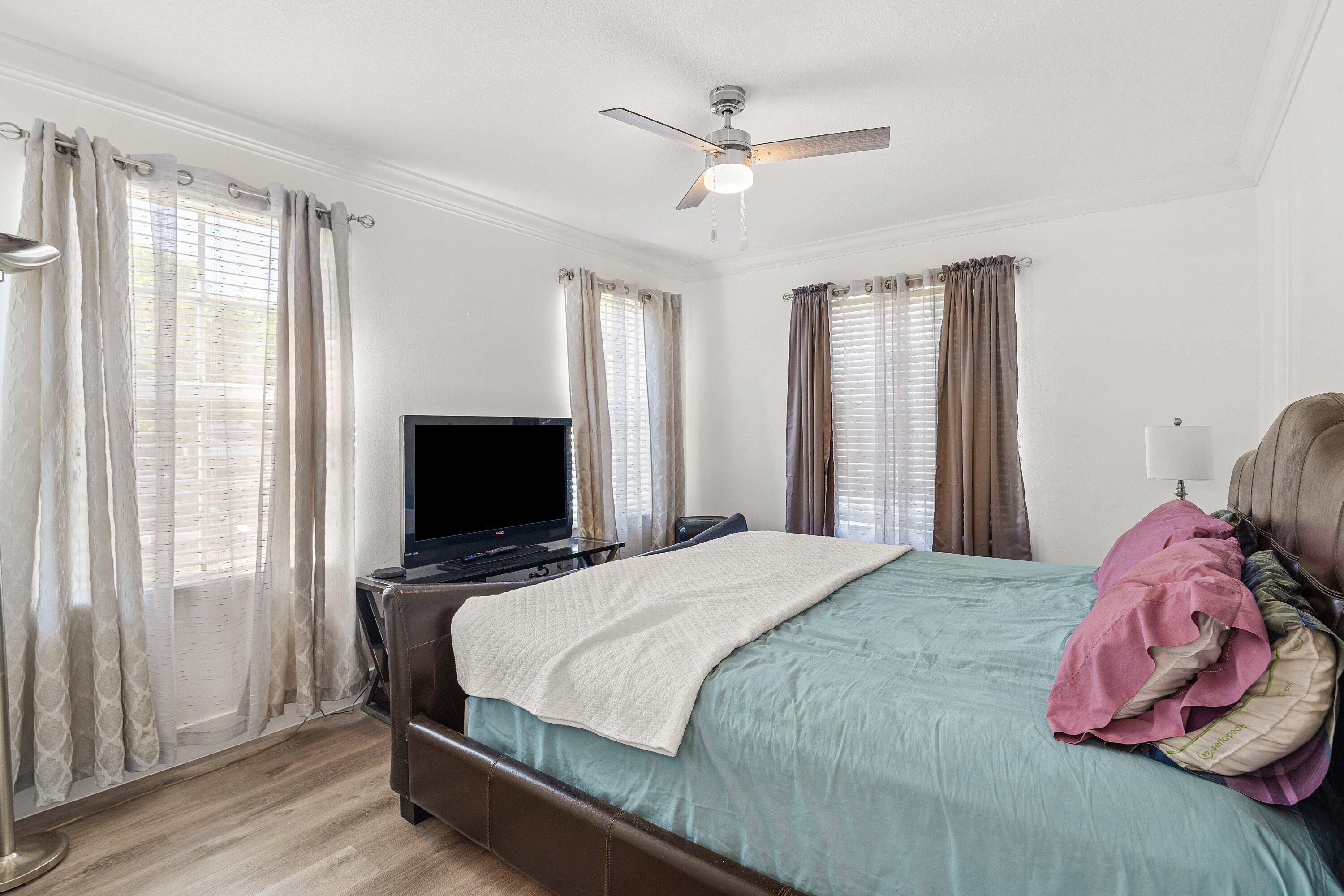 4180 W San Marino Boulevard 107