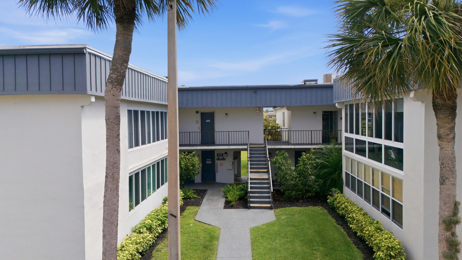 563 Piedmont L