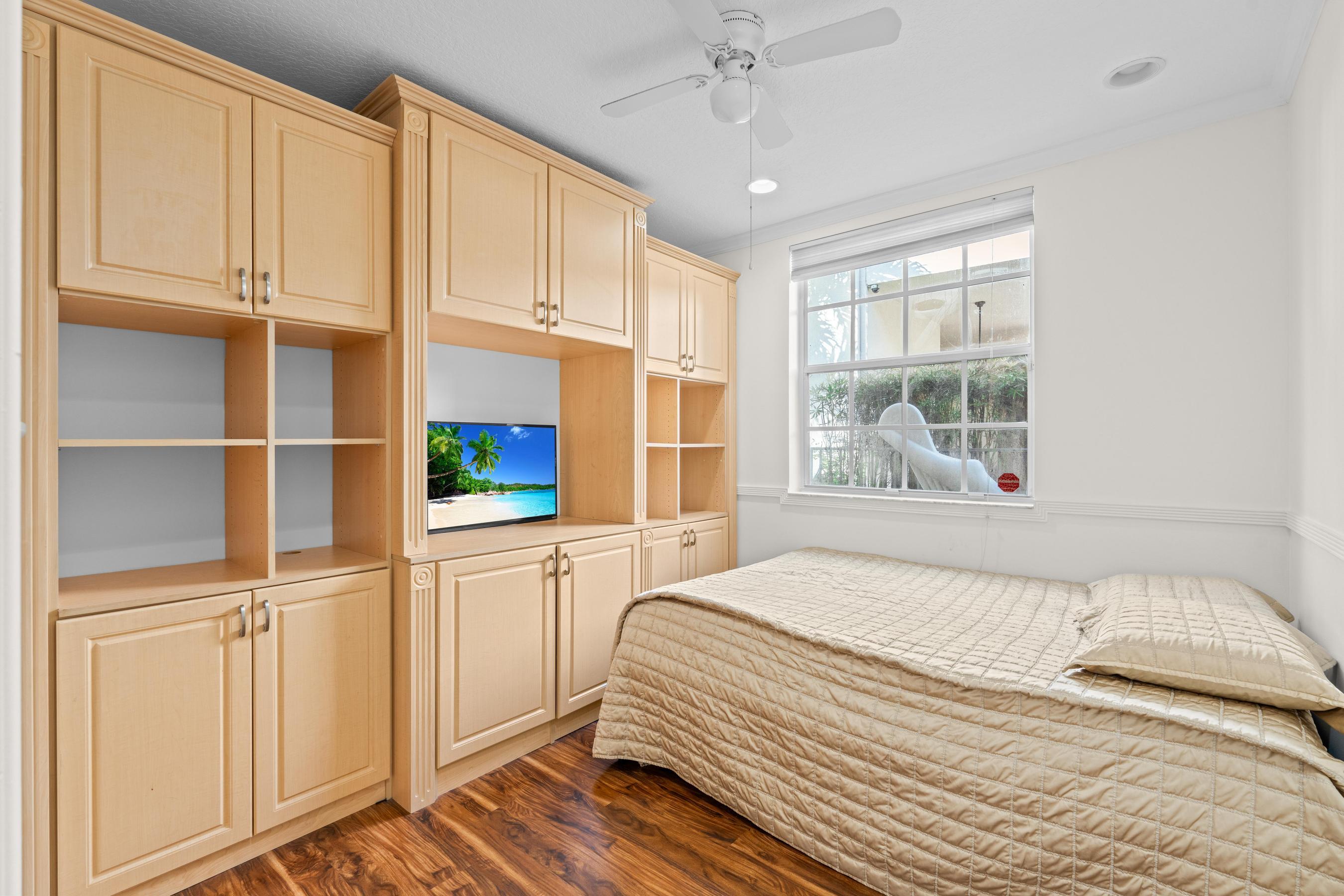 9905 Coronado Lake Drive