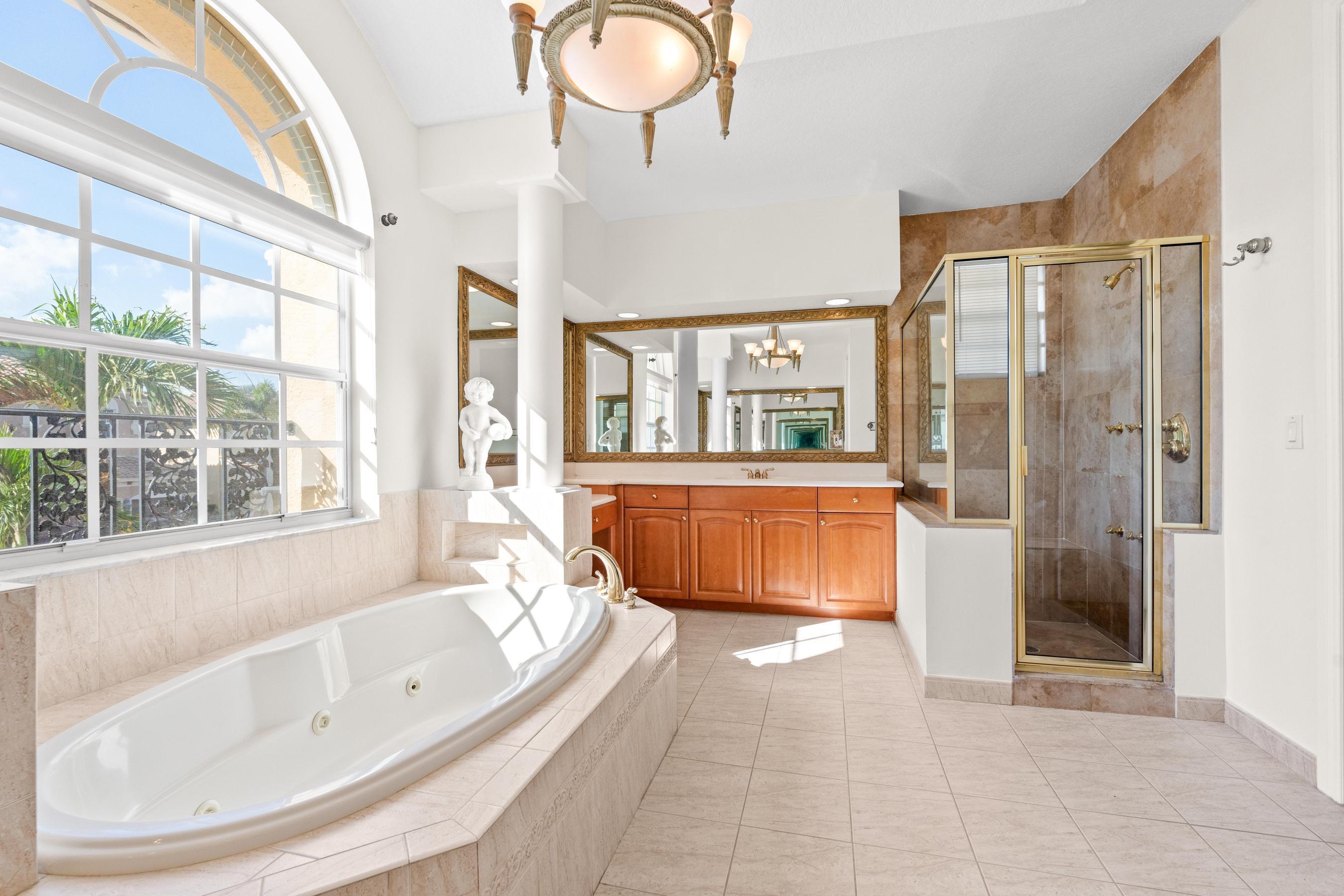 9905 Coronado Lake Drive