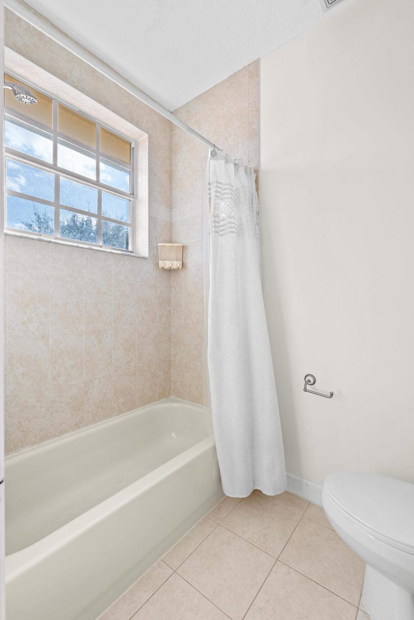 9905 Coronado Lake Drive