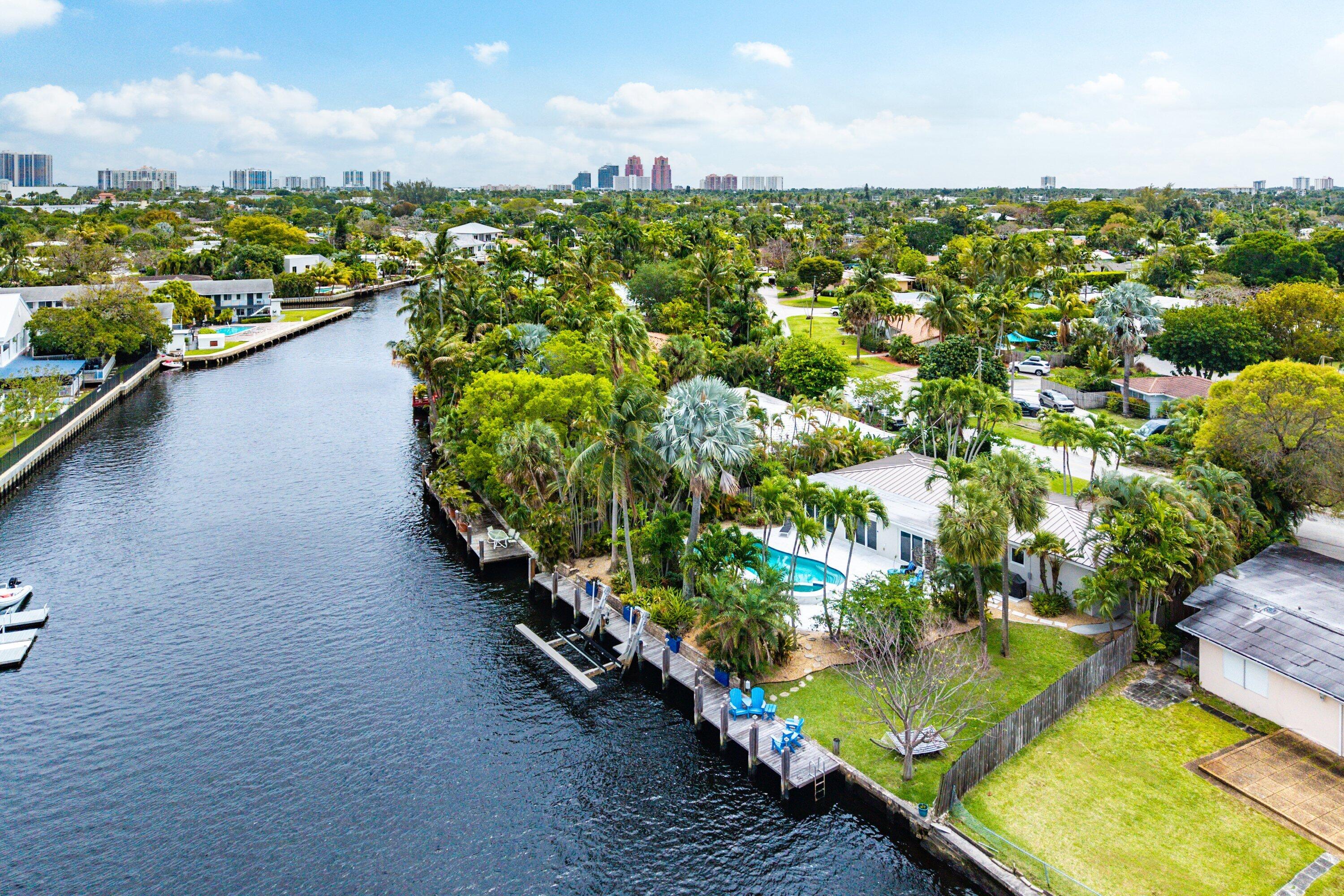 1733 Coral Gardens Drive