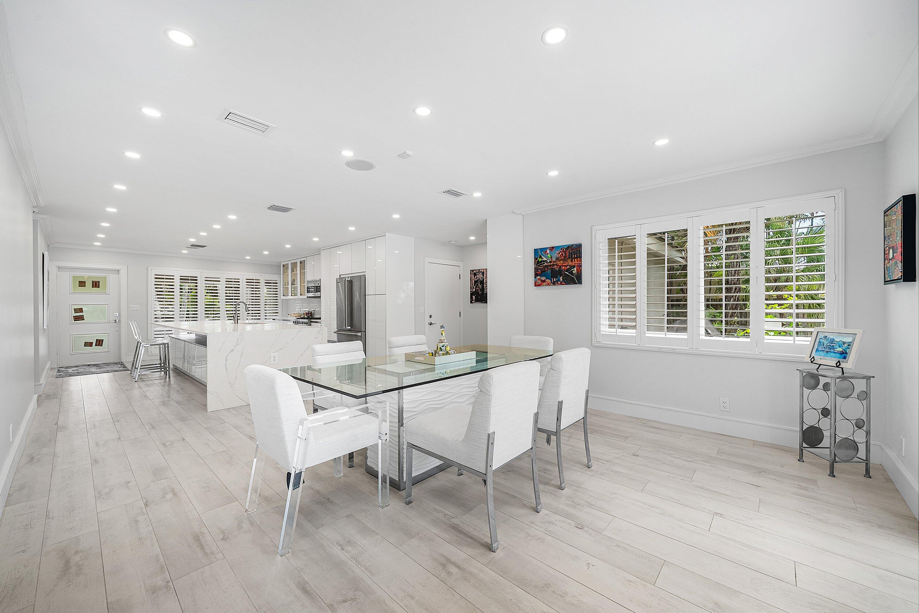 1733 Coral Gardens Drive