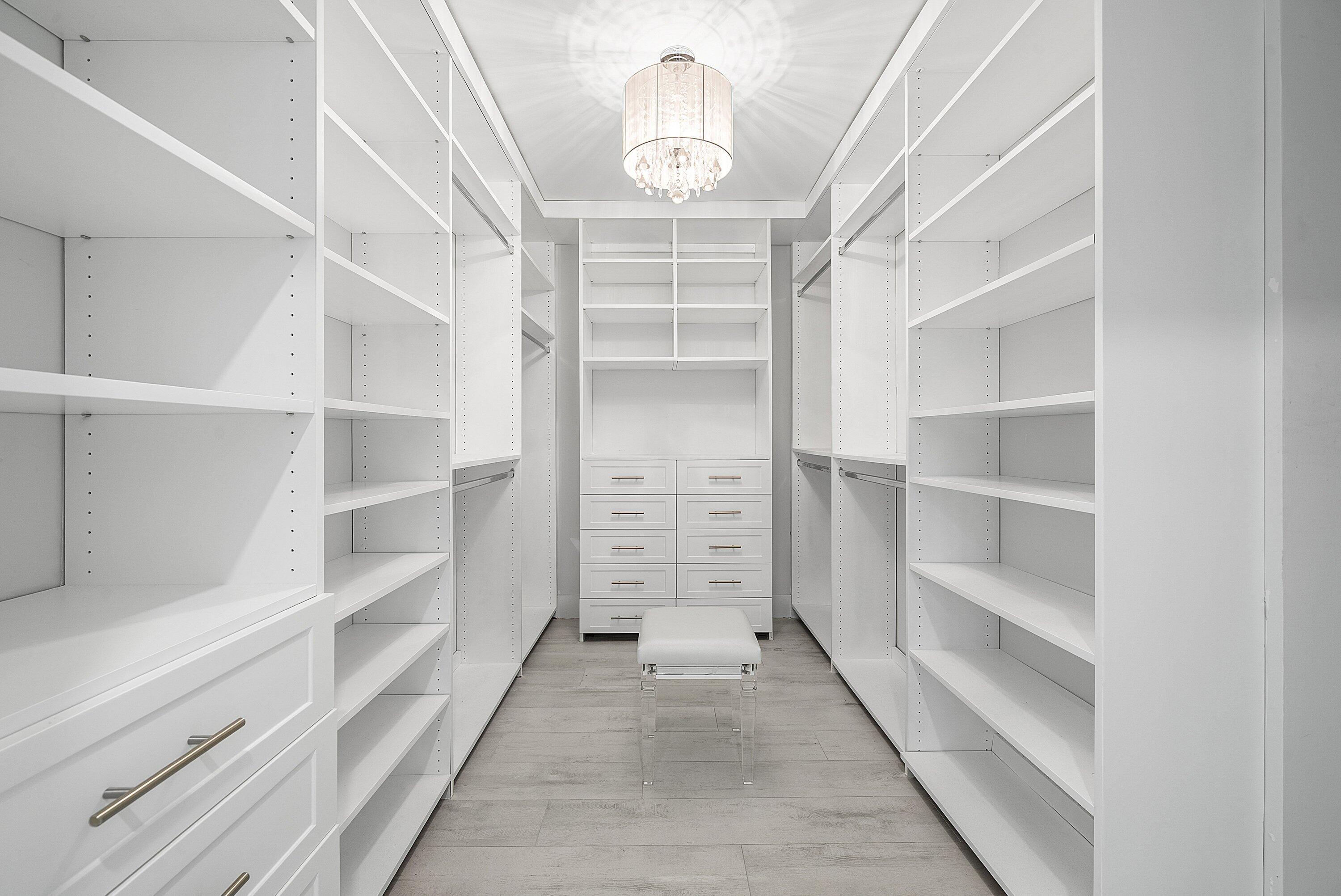 1733 Coral Gardens Drive