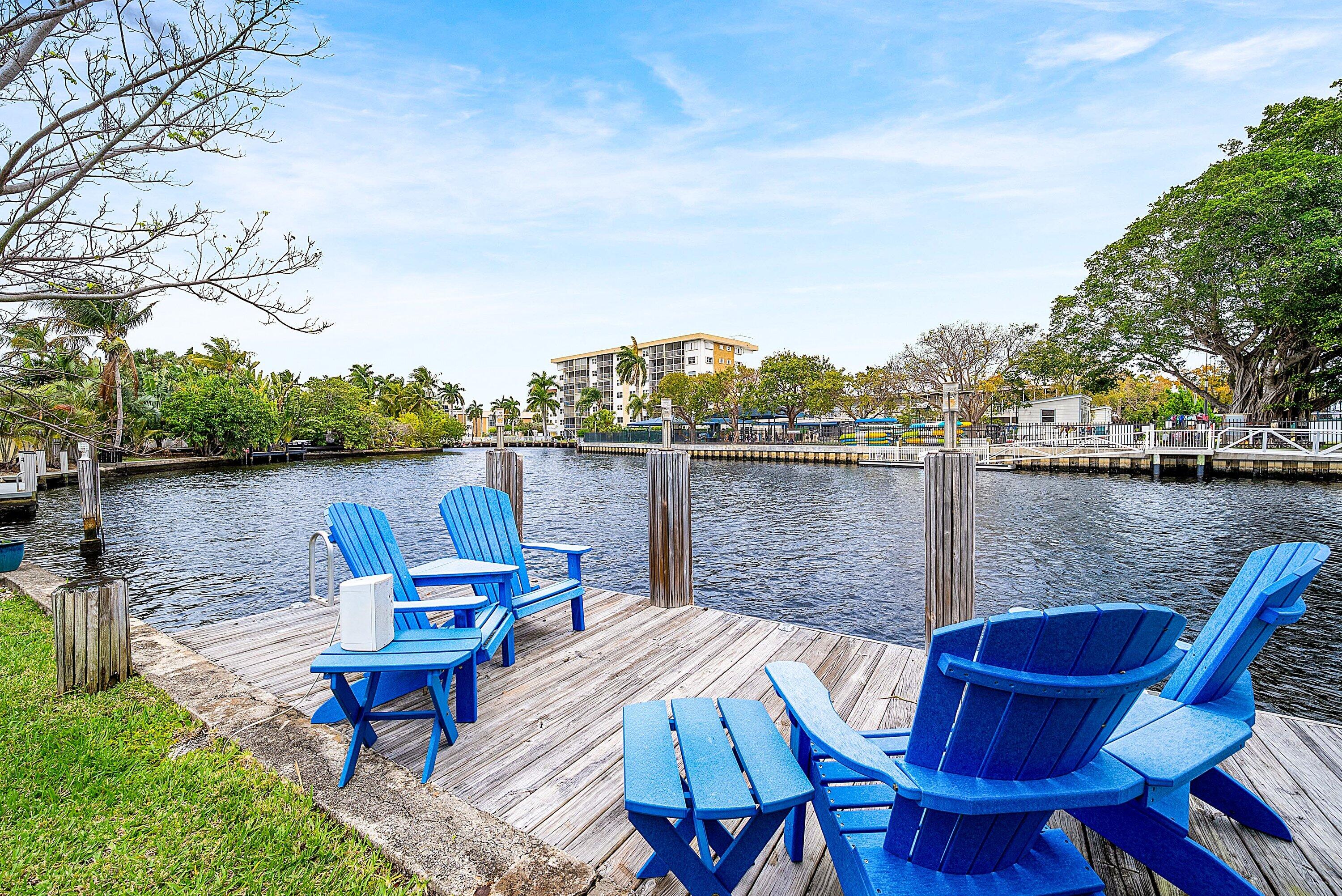 1733 Coral Gardens Drive