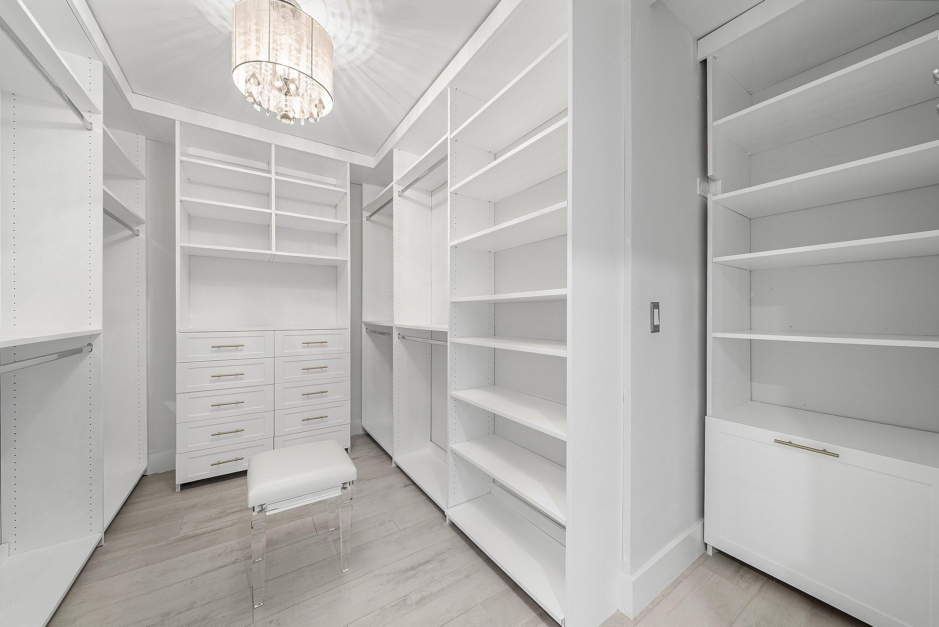 1733 Coral Gardens Drive