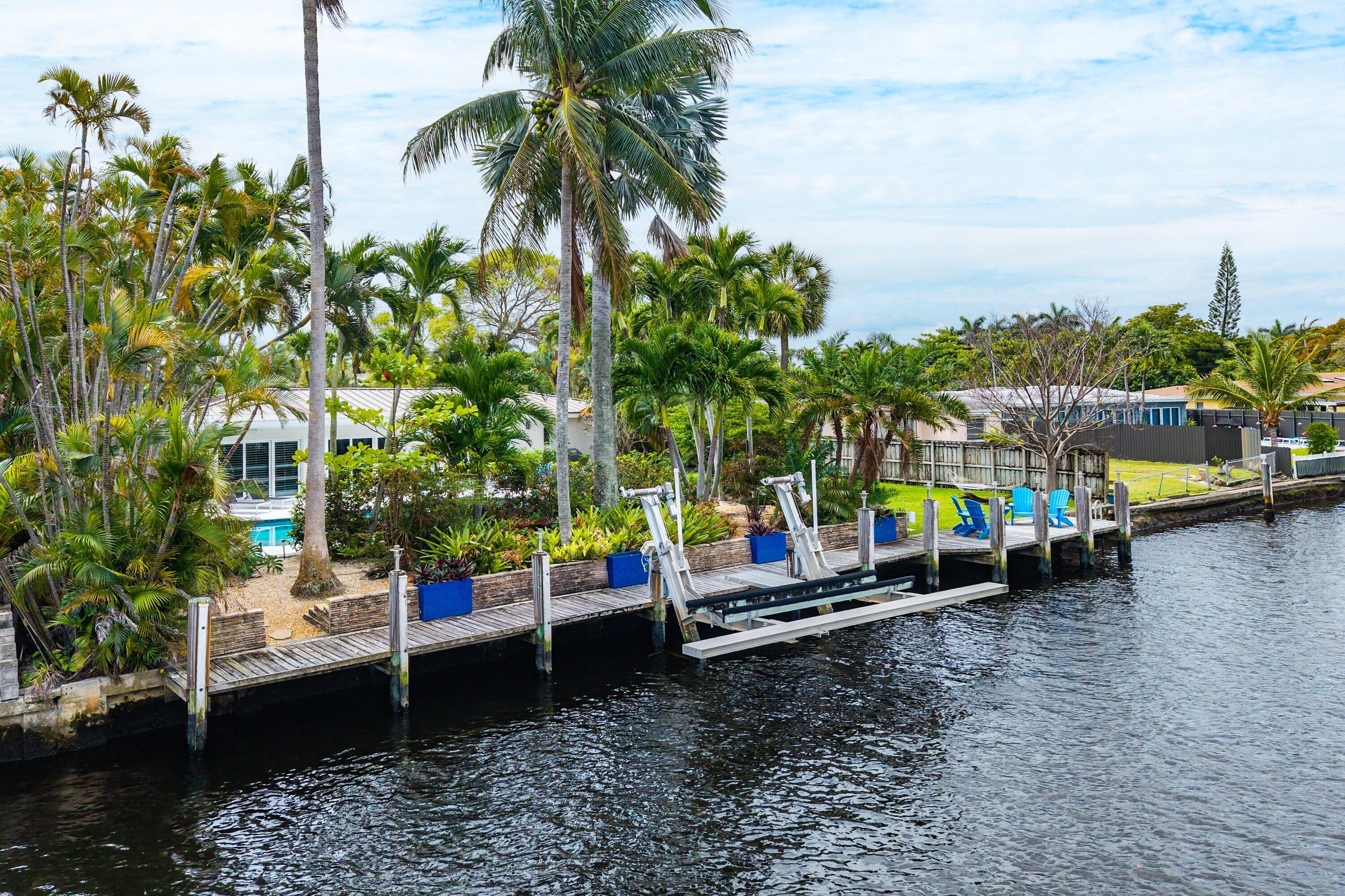 1733 Coral Gardens Drive