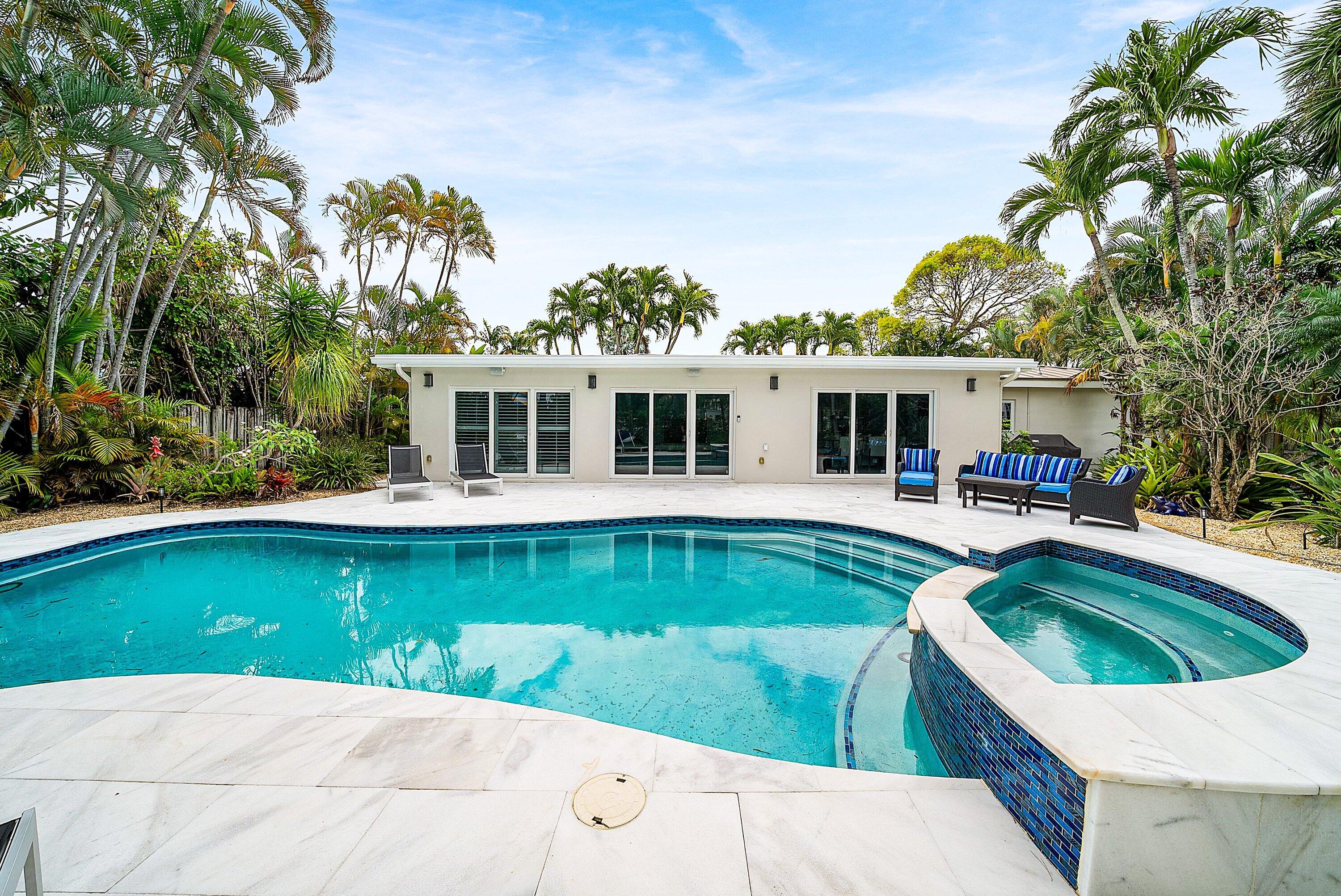 1733 Coral Gardens Drive