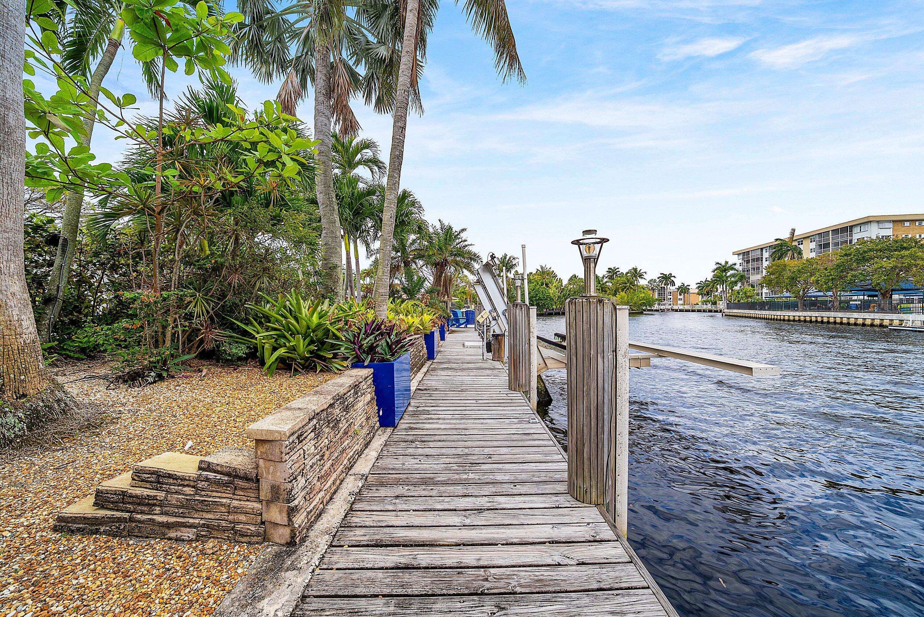 1733 Coral Gardens Drive