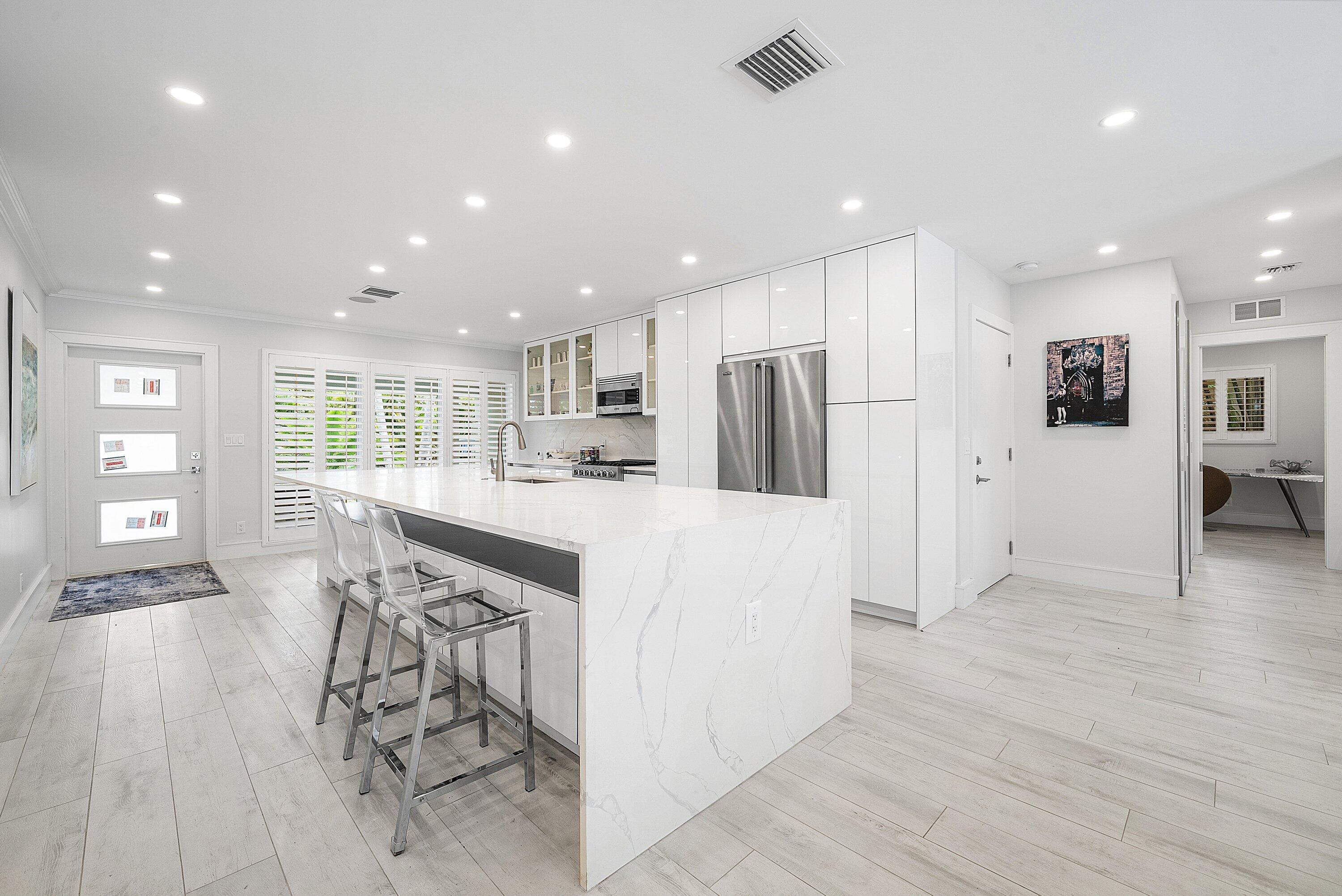 1733 Coral Gardens Drive