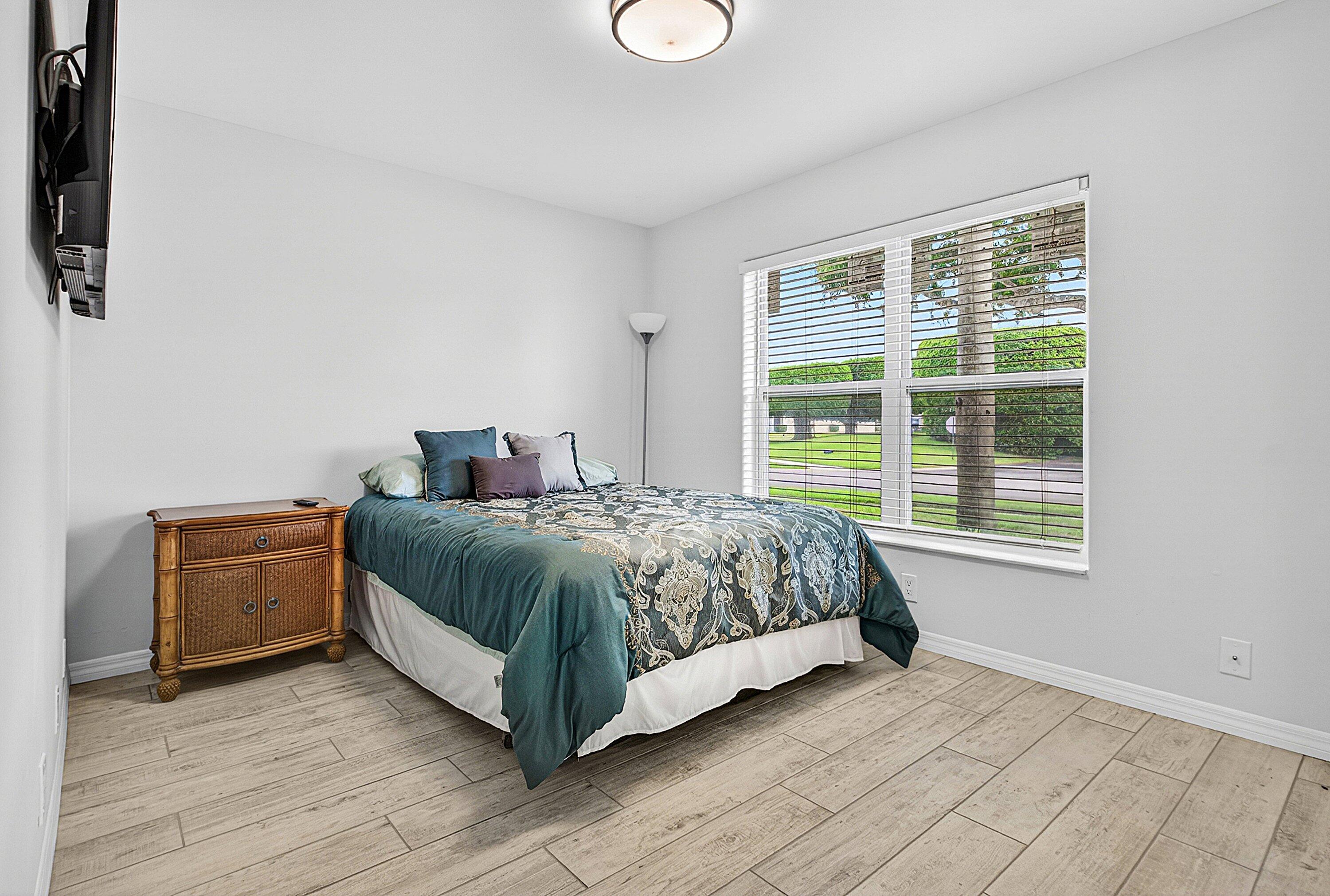 7876 Lake Champlain Court