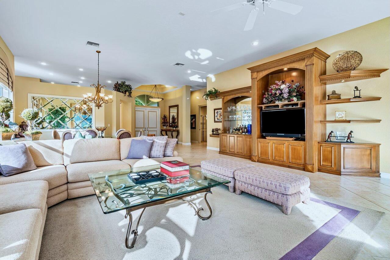 56 Island Drive