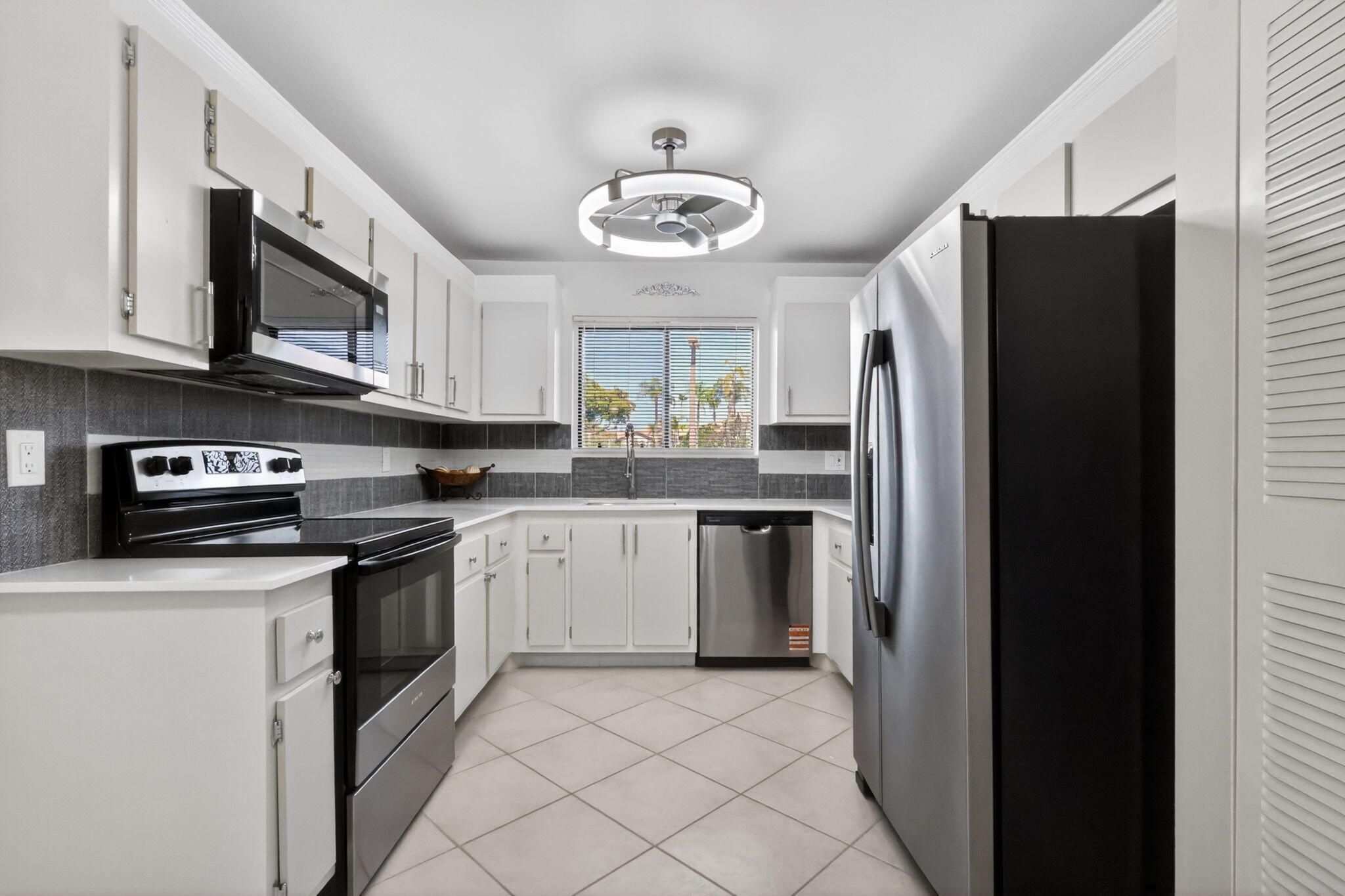 7770 Tahiti Lane 102