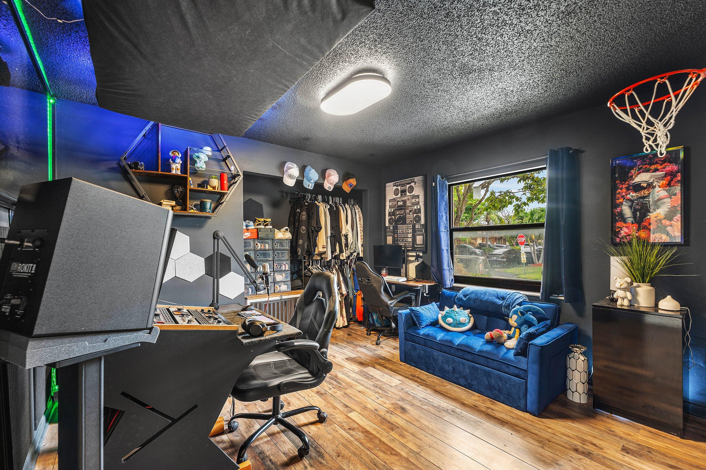 6368 NW 29th Street