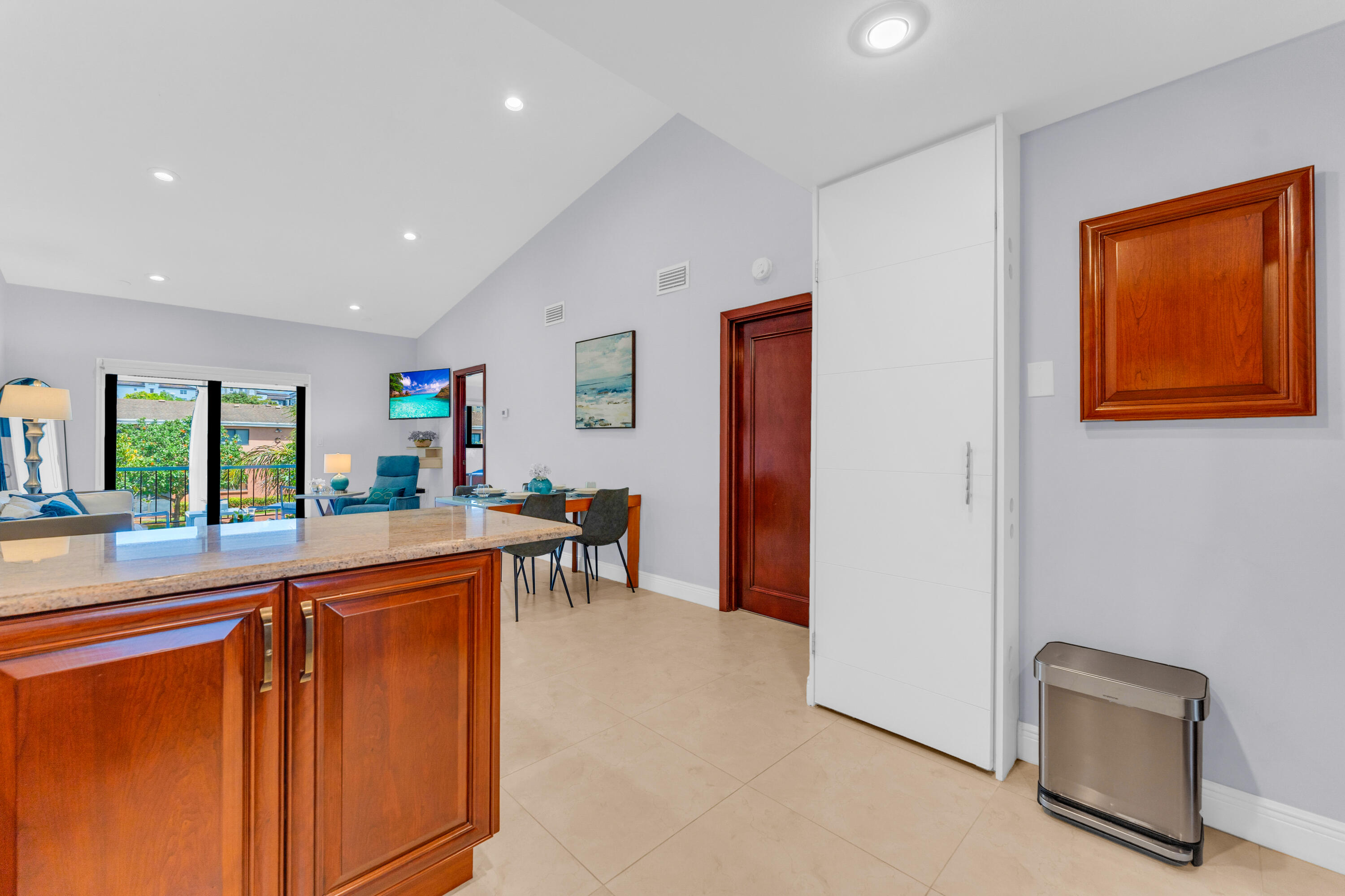 50 SE 12th Street 2260