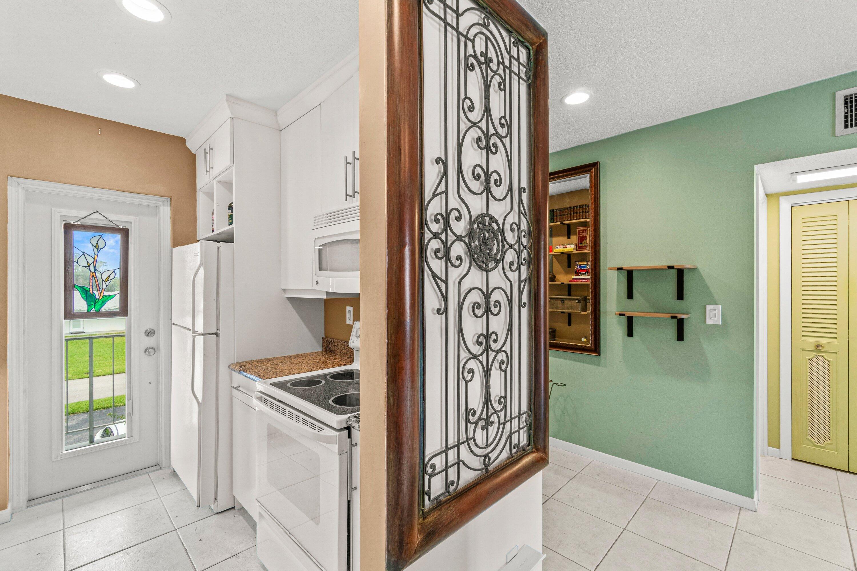 1118 Lake Terrace 217 H