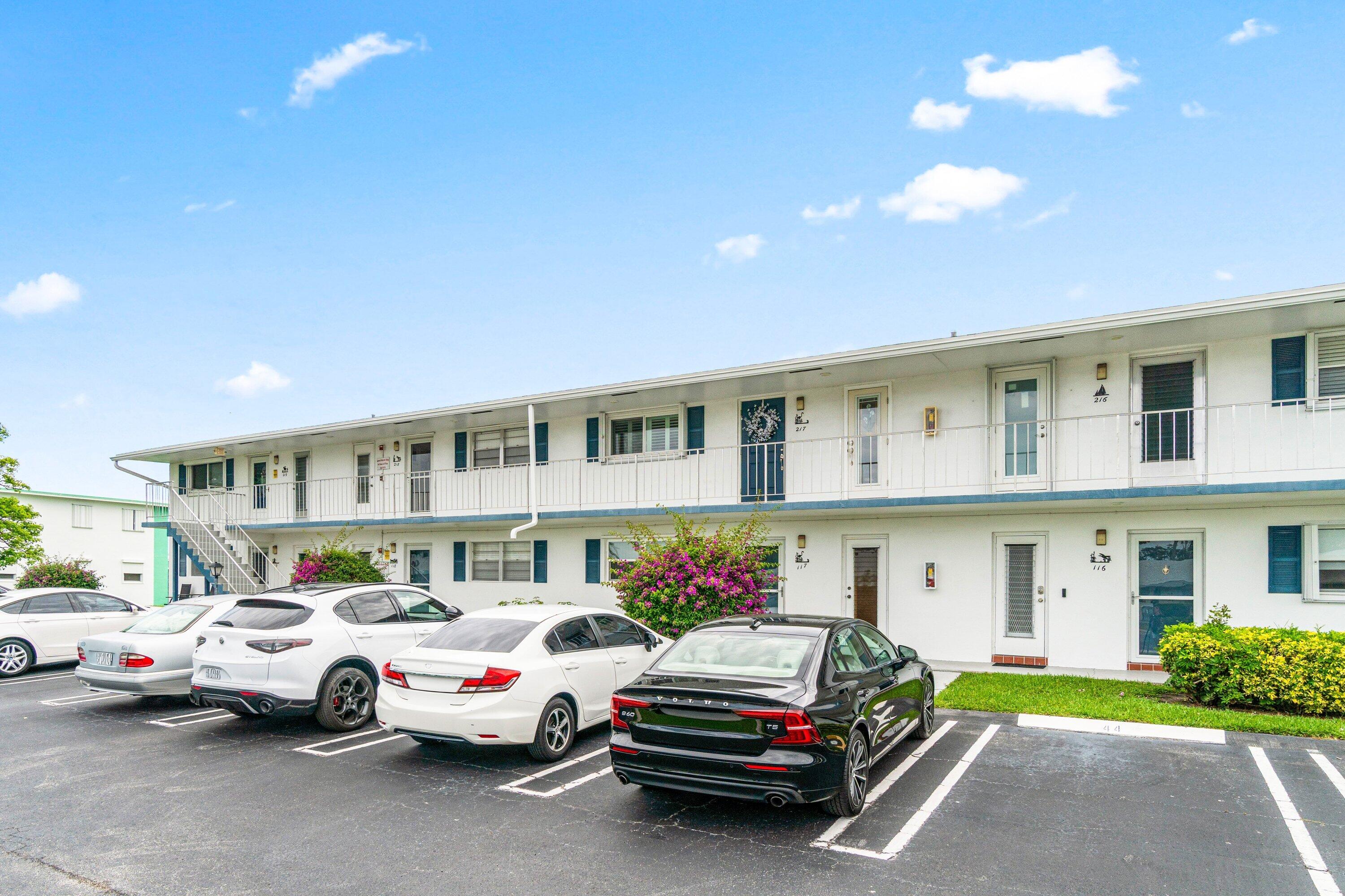 1118 Lake Terrace 217 H