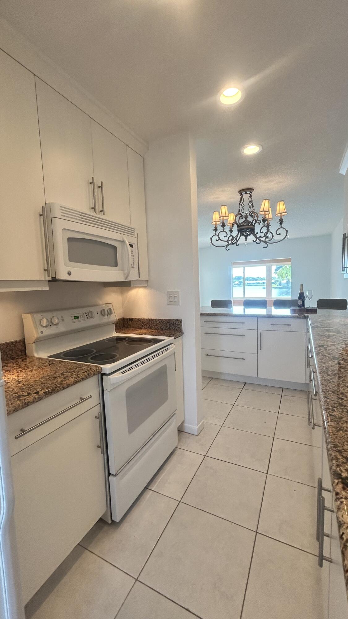 1118 Lake Terrace 217 H