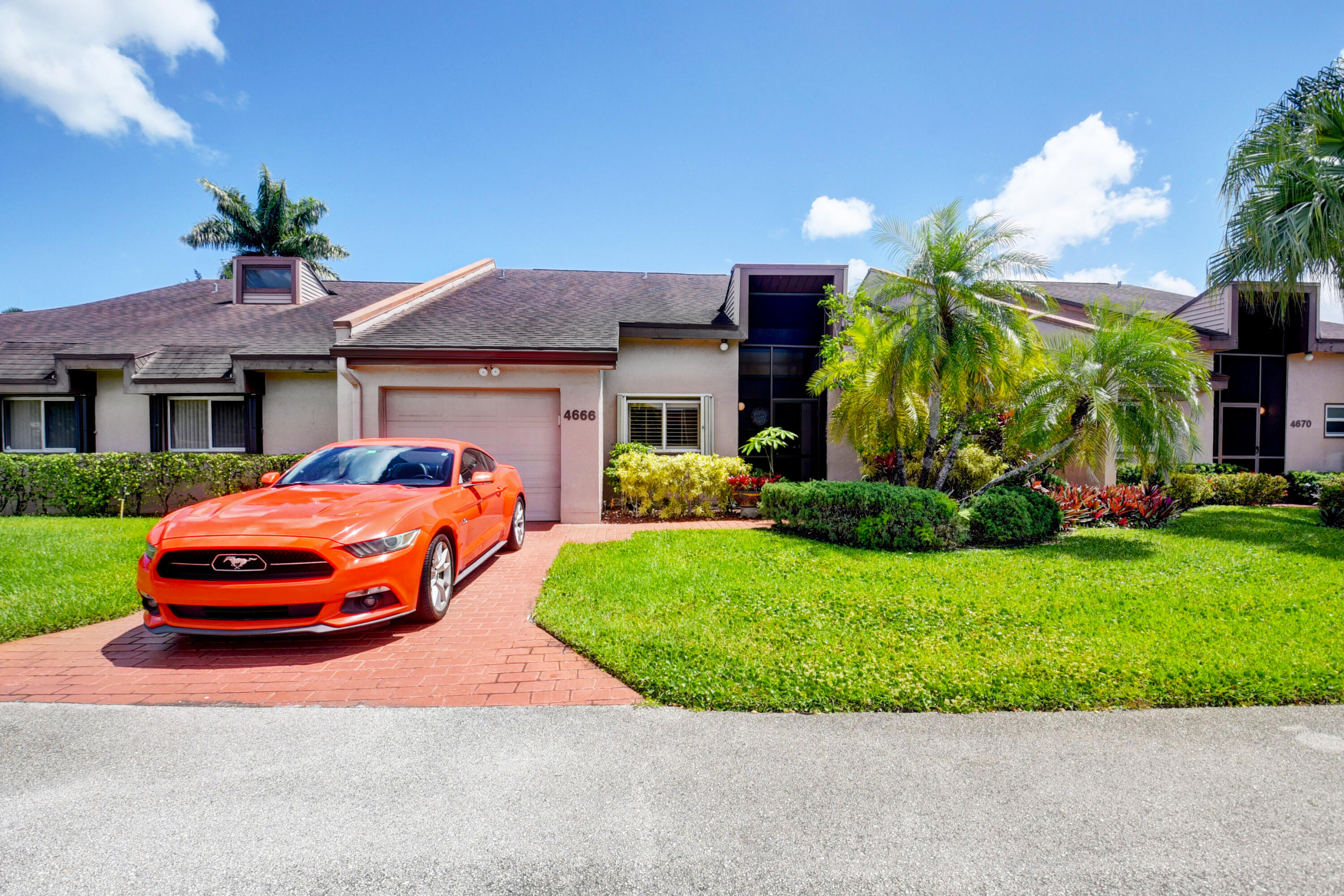 4666 S Fountains Drive S 124