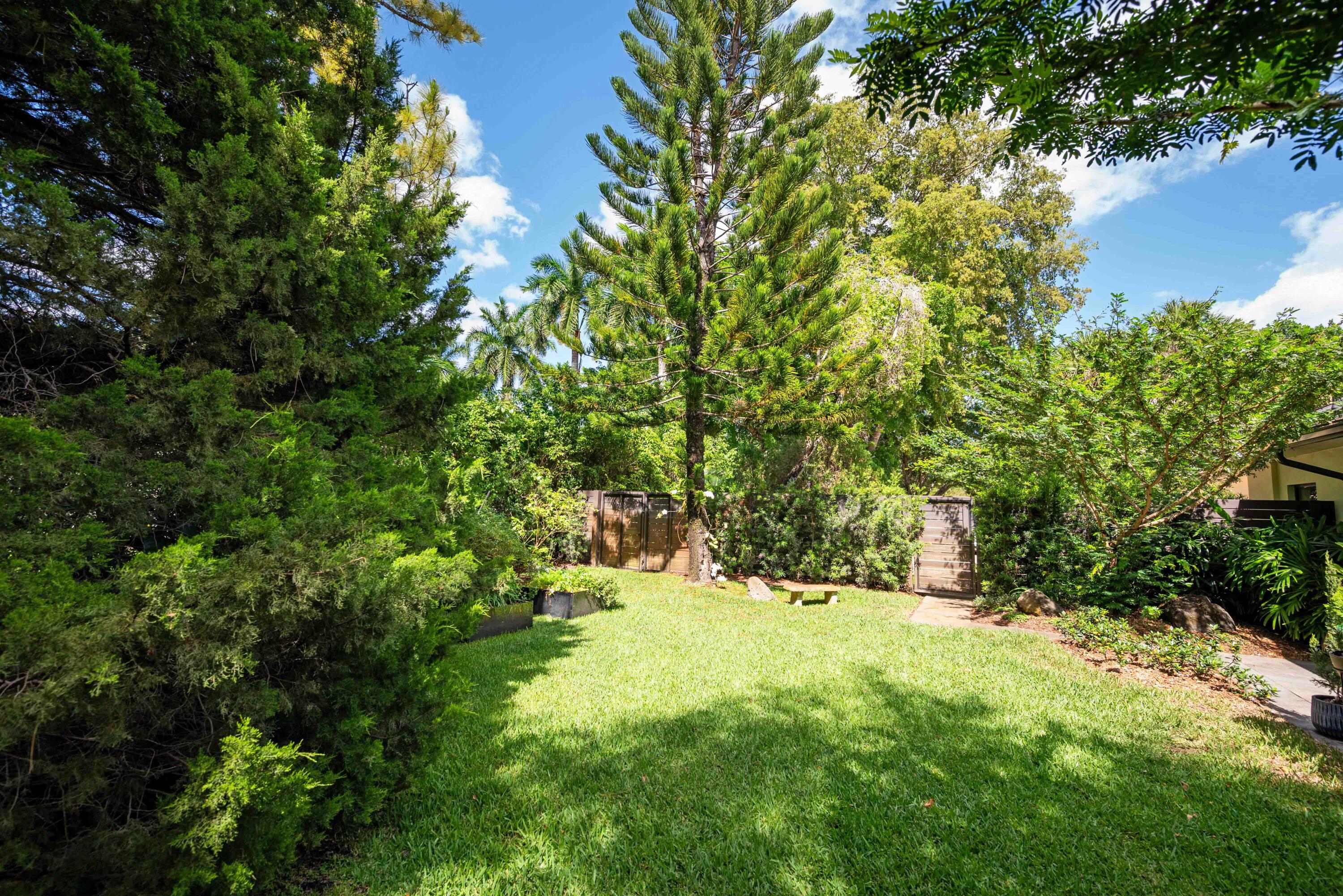 18660 Long Lake Drive