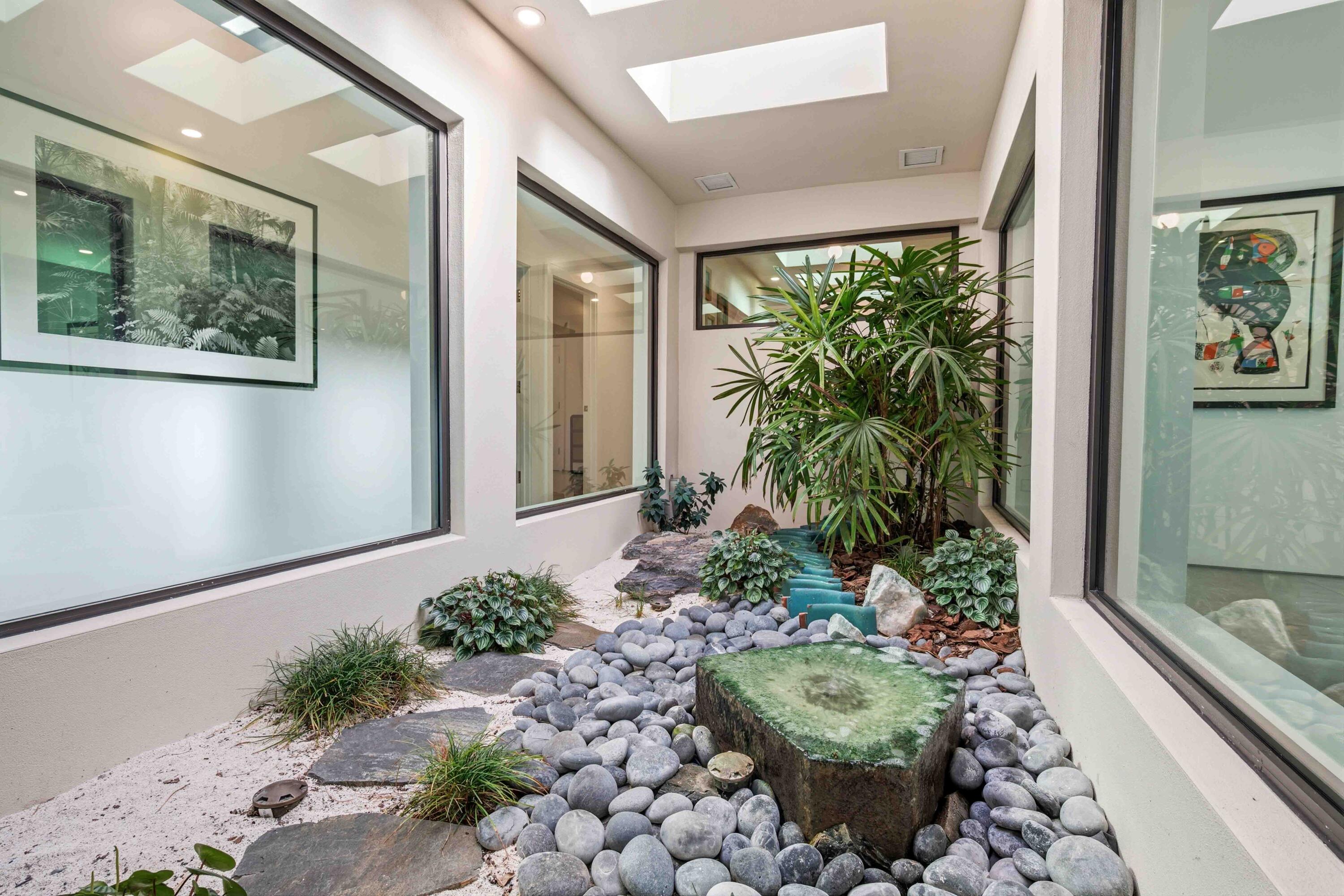 18660 Long Lake Drive