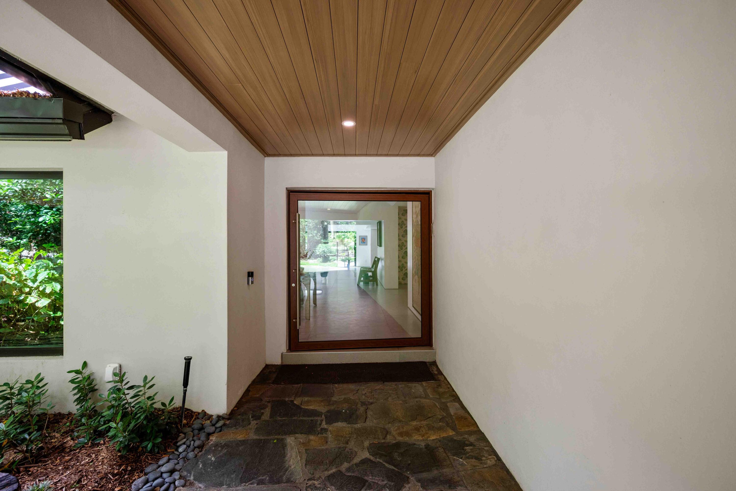 18660 Long Lake Drive